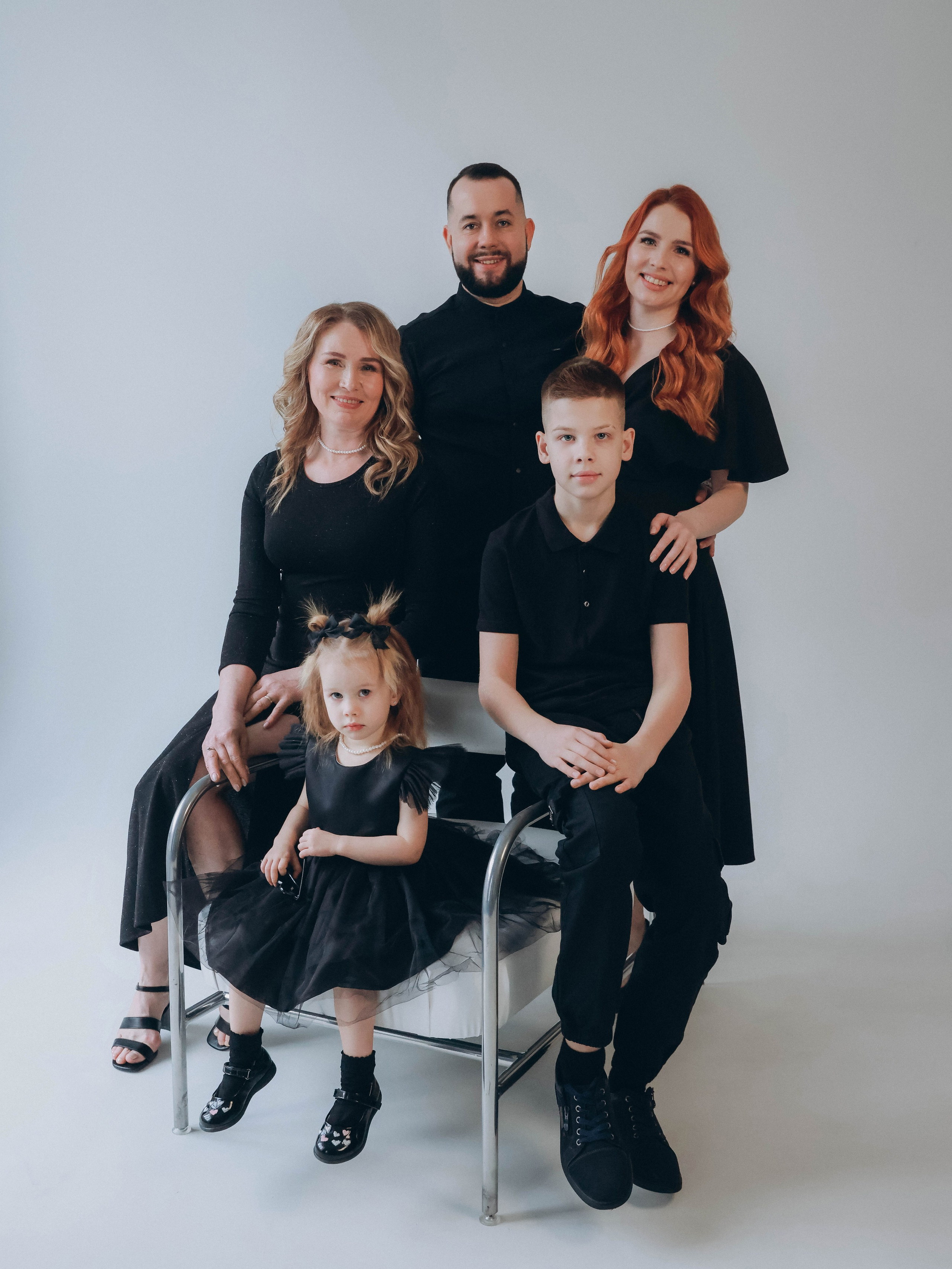 Семейная фотосессия in Black. Мультифотограф Динара Ахмедзянова