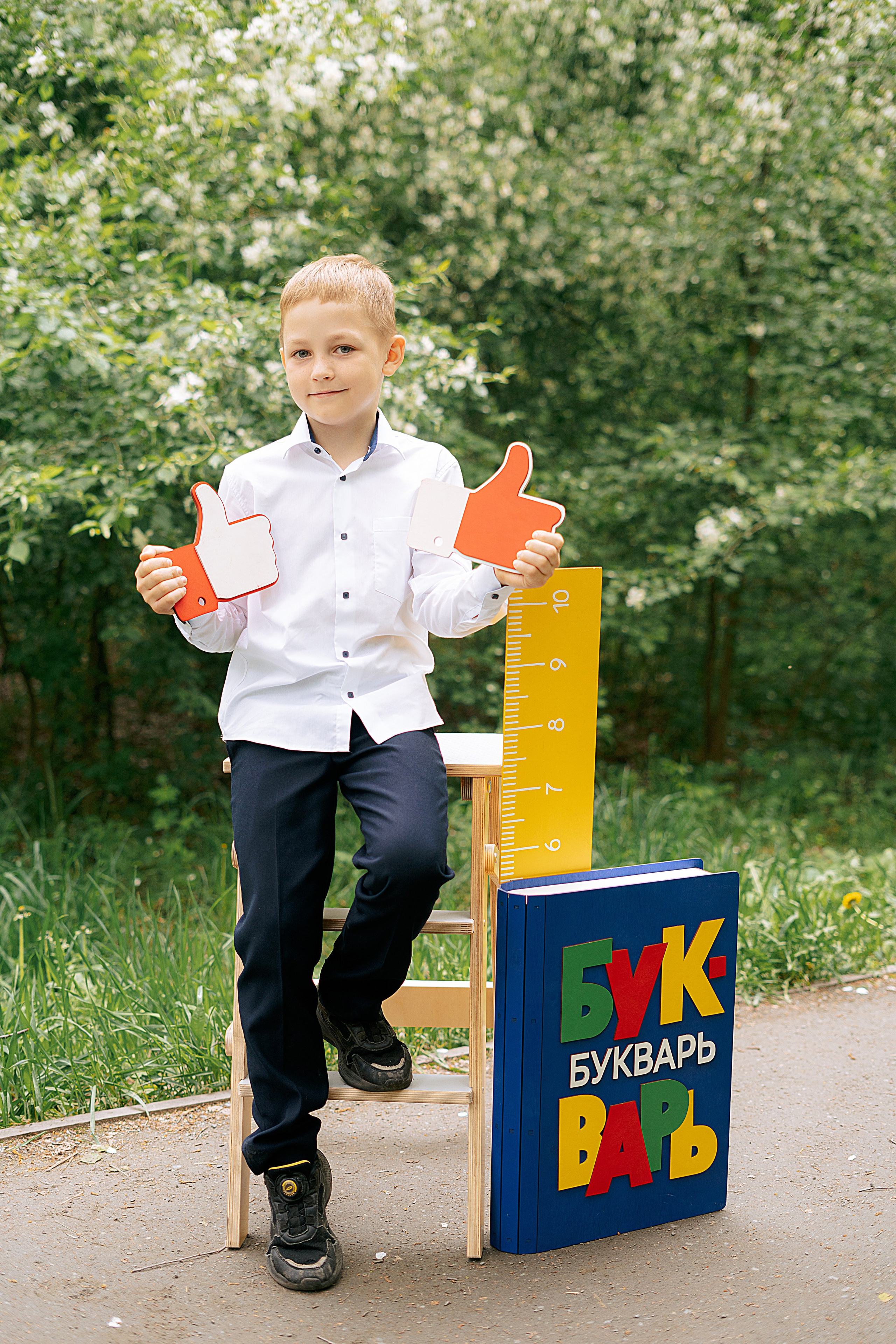 Школьные портреты. Школьный фотограф в Челябинске. Выпускные фотоальбомы