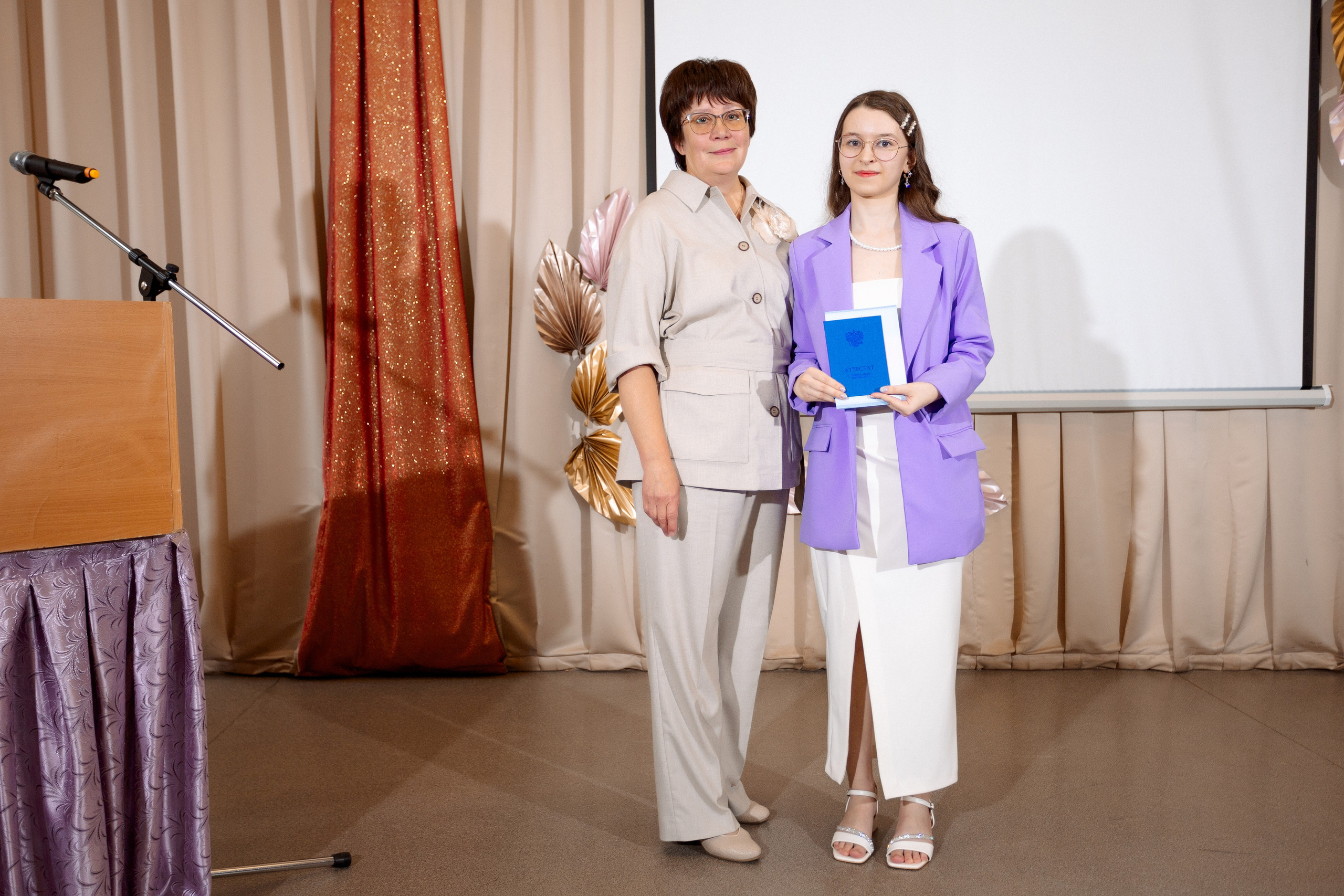 ВРУЧЕНИЕ АТТЕСТАТОВ: Пример. Все фото. Профессиональный фотограф в Ижевске Леша Петров