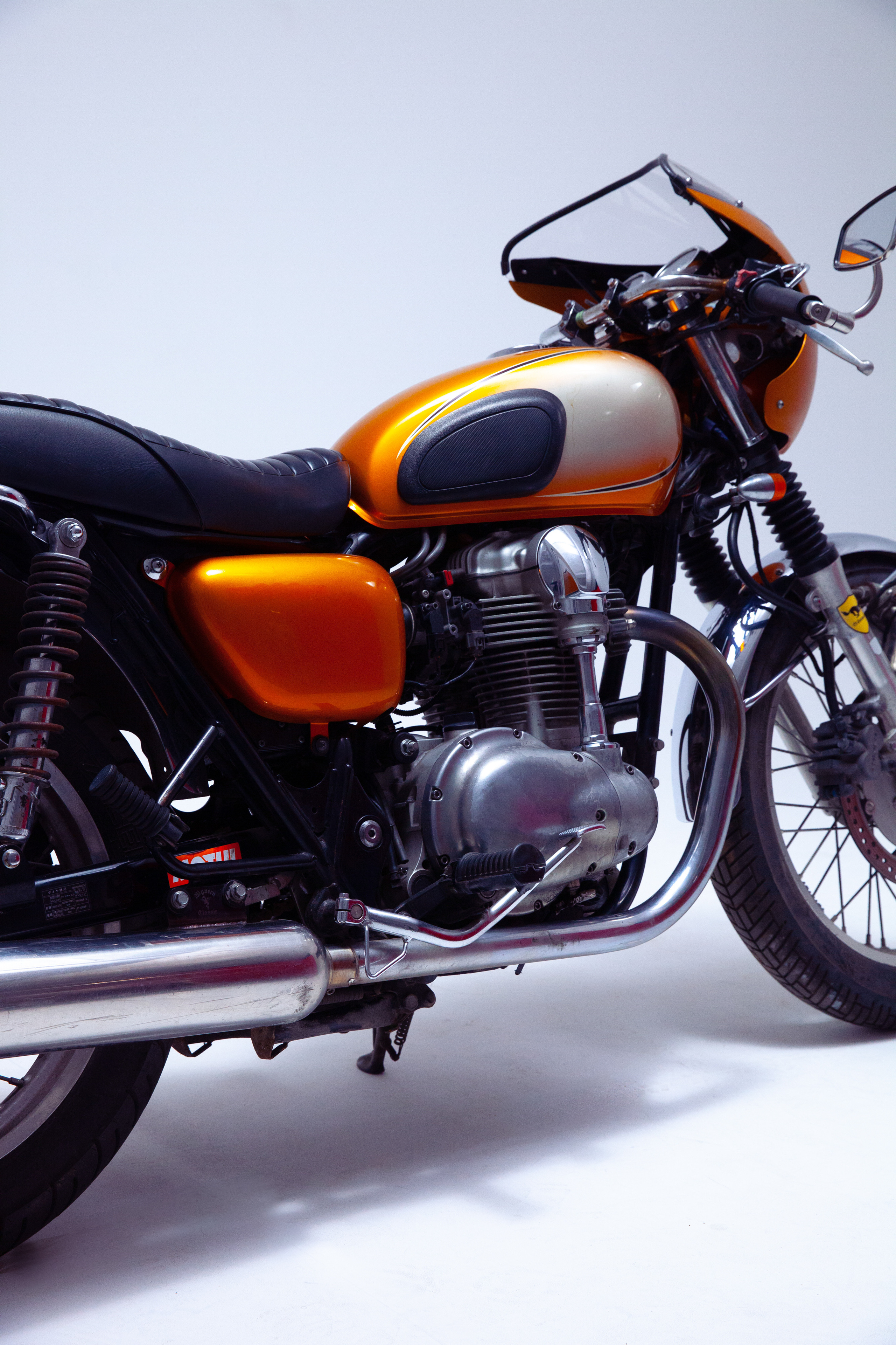 Kawasaki W800. Фотограф Женя Сальцын
