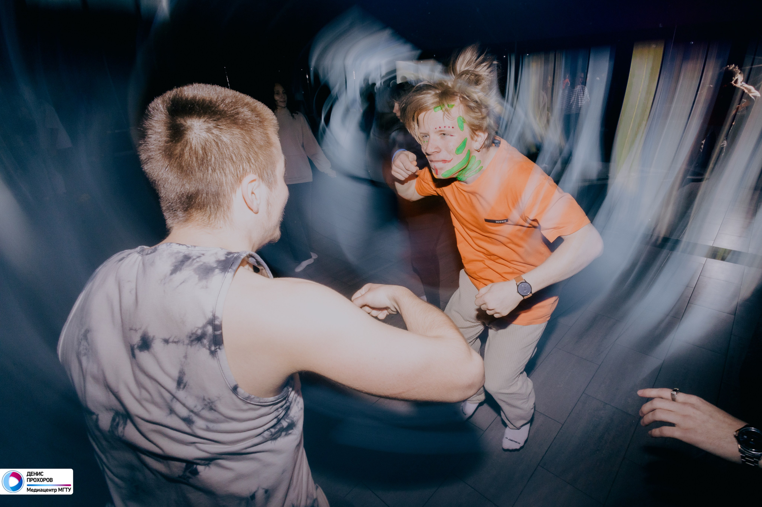 Квартирник «Рейволюция» // 04.05.24. Денис Прохоров Фотограф в г. Магнитогорск