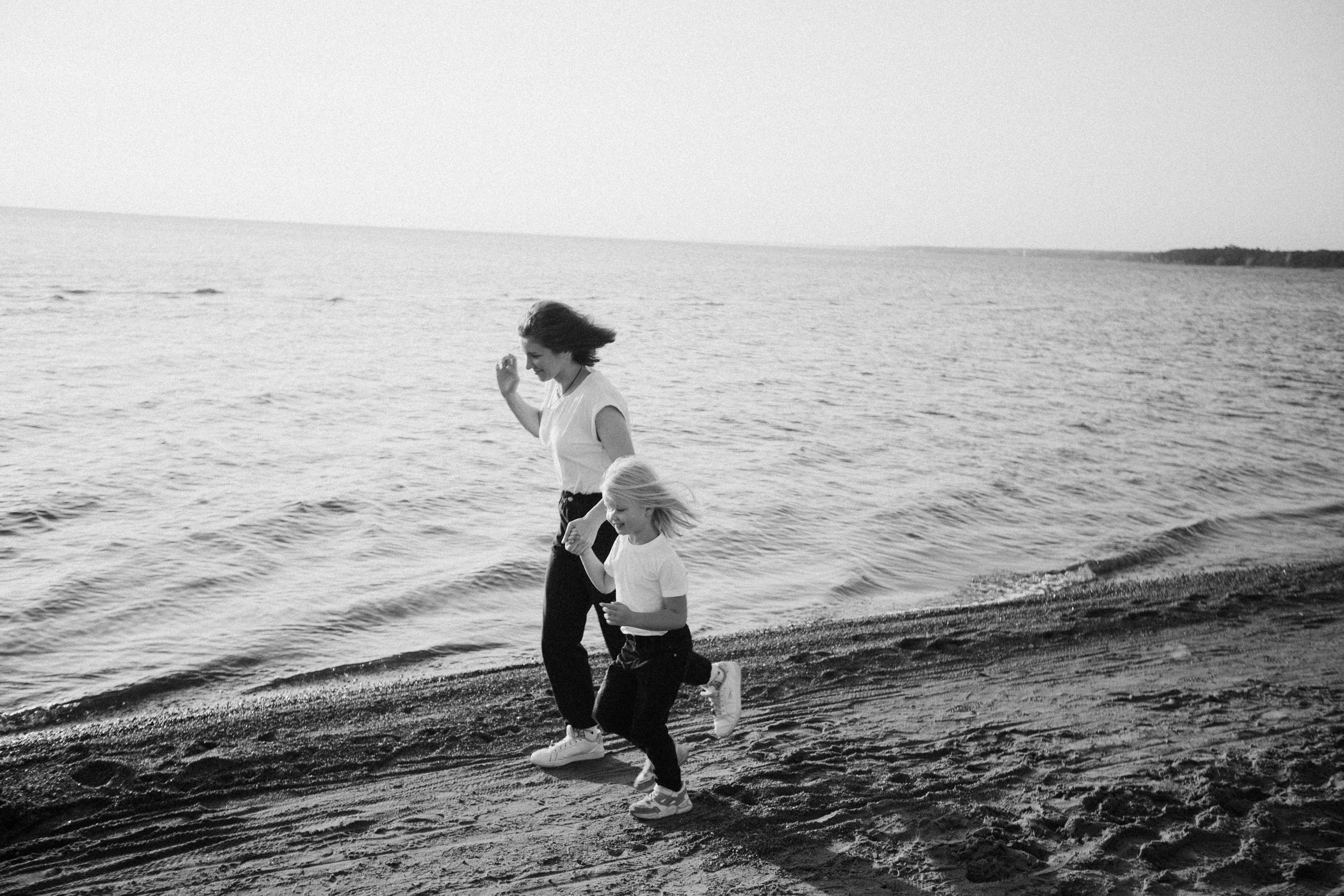 Оля и Варя. Свадебный фотограф Таня Караисаева