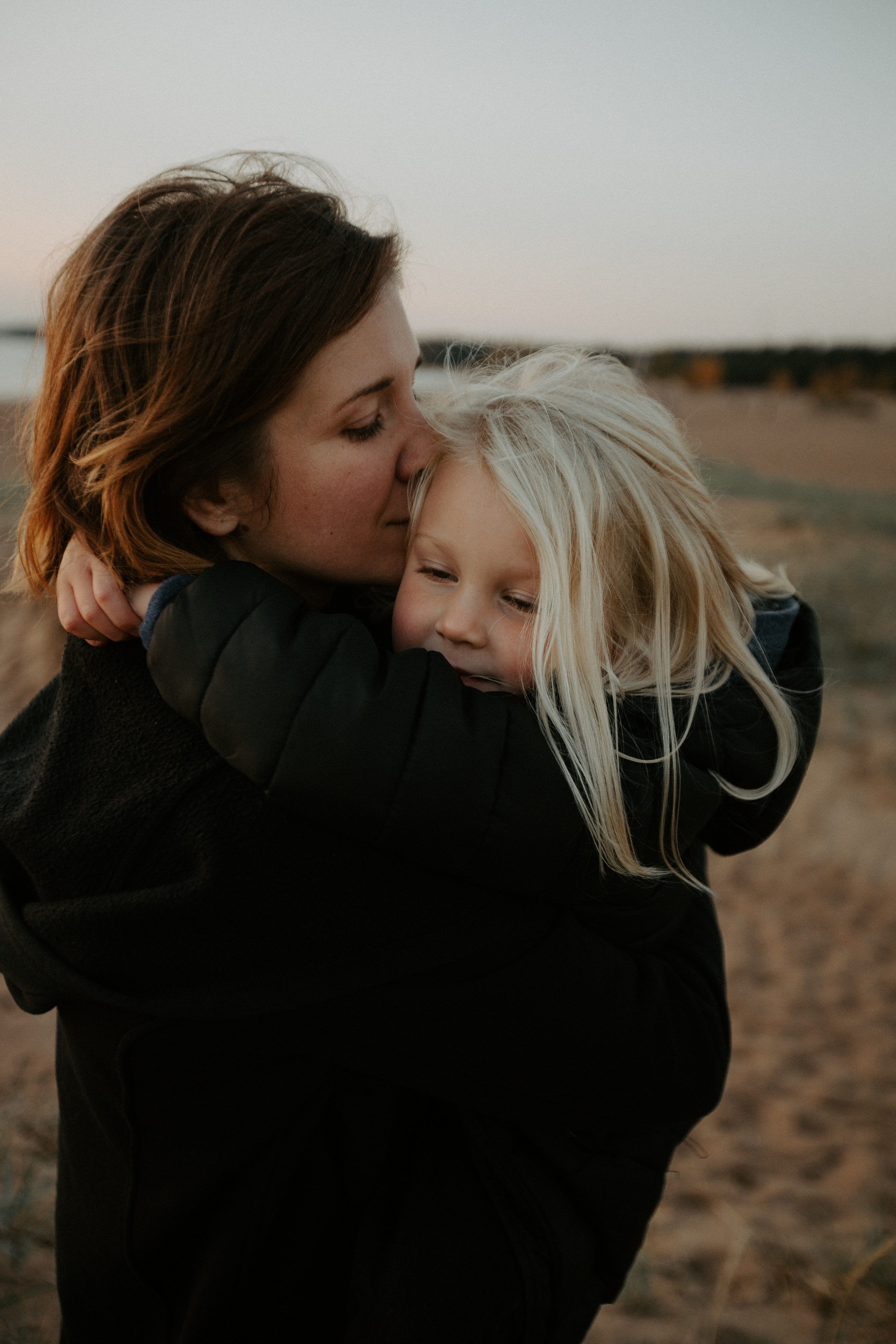 Оля и Варя. Свадебный фотограф Таня Караисаева