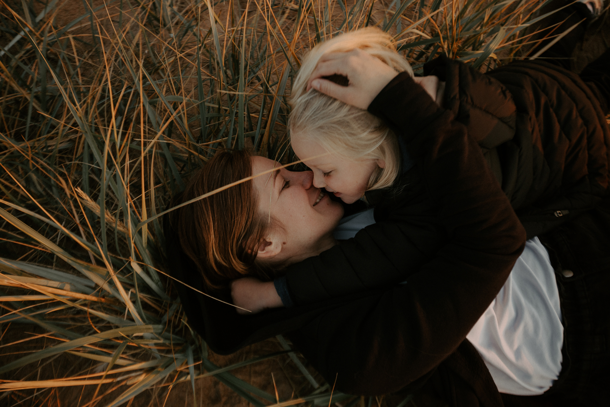 Оля и Варя. Свадебный фотограф Таня Караисаева