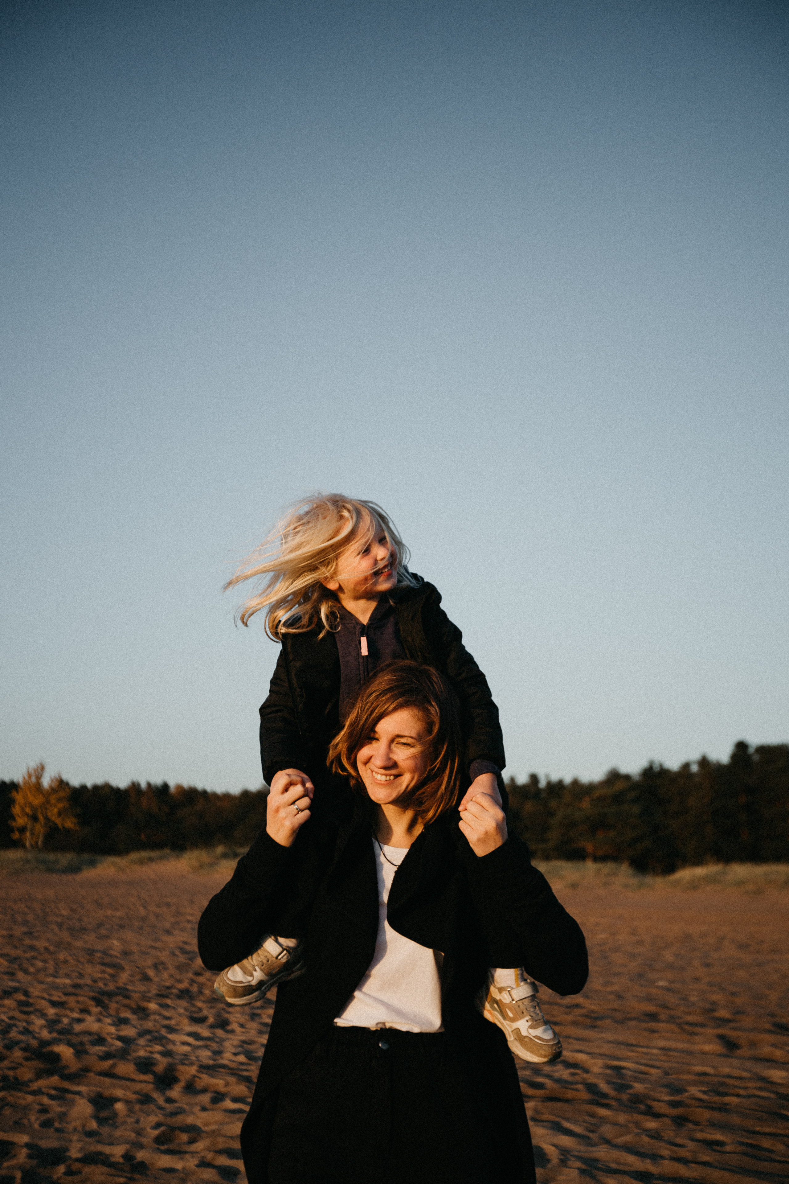 Оля и Варя. Свадебный фотограф Таня Караисаева