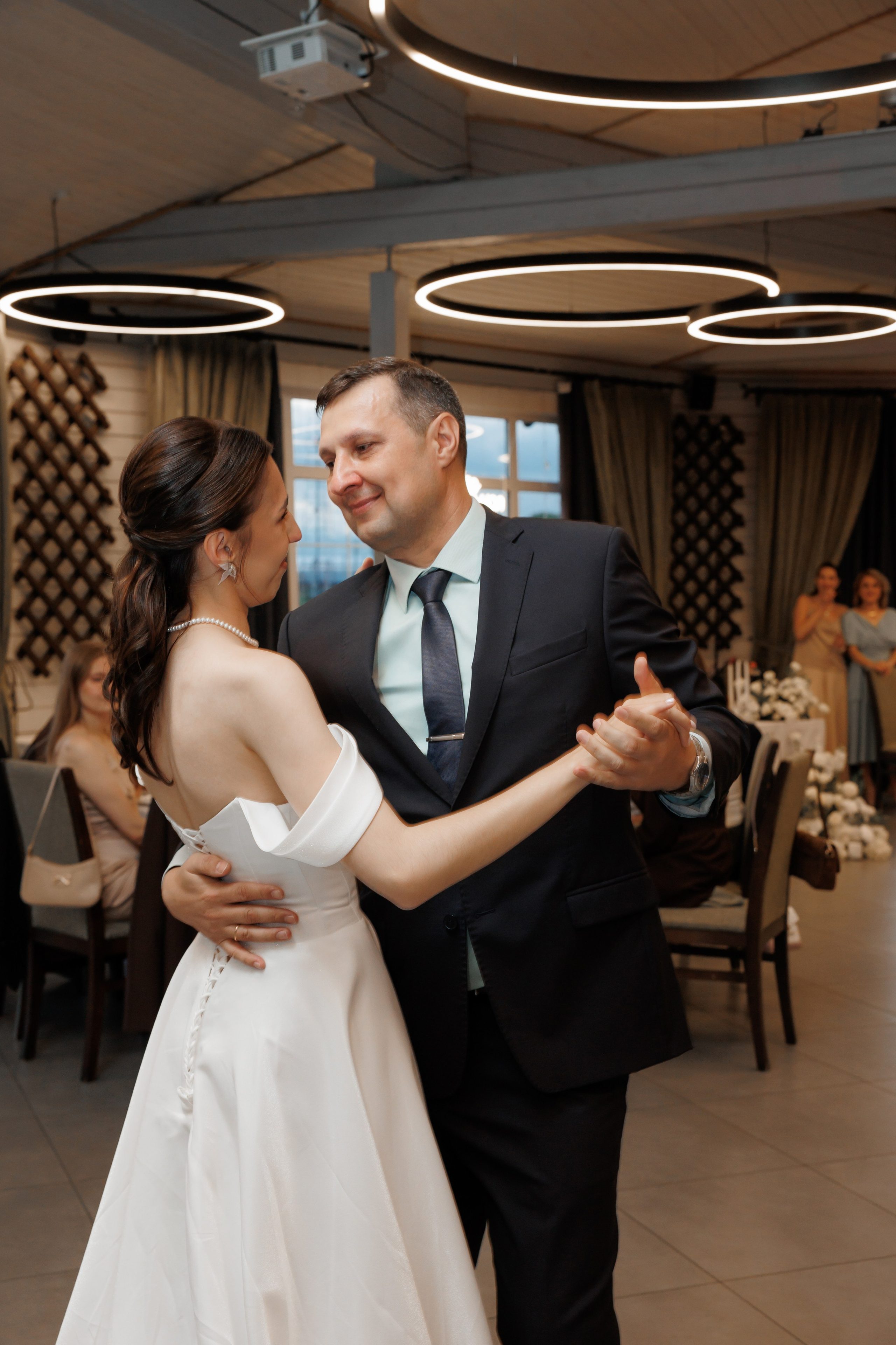 Регистрация в отеле Fish Point, ЗАГС Бутово, прогулка в Остафьево. Свадебный и репортажный фотограф (Москва, Королев и другие)