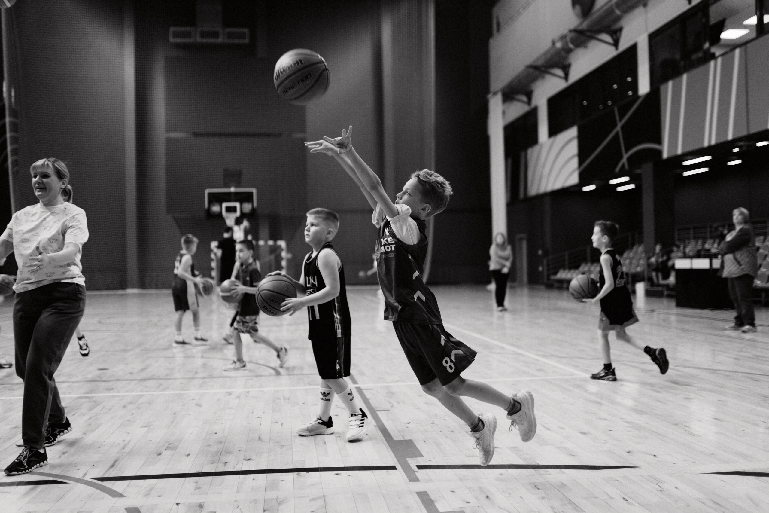 Новогодний баскетбол 2025. Детская лига. Евгений Бреча. Коммерческий и бэкстейдж фотограф в Москве
