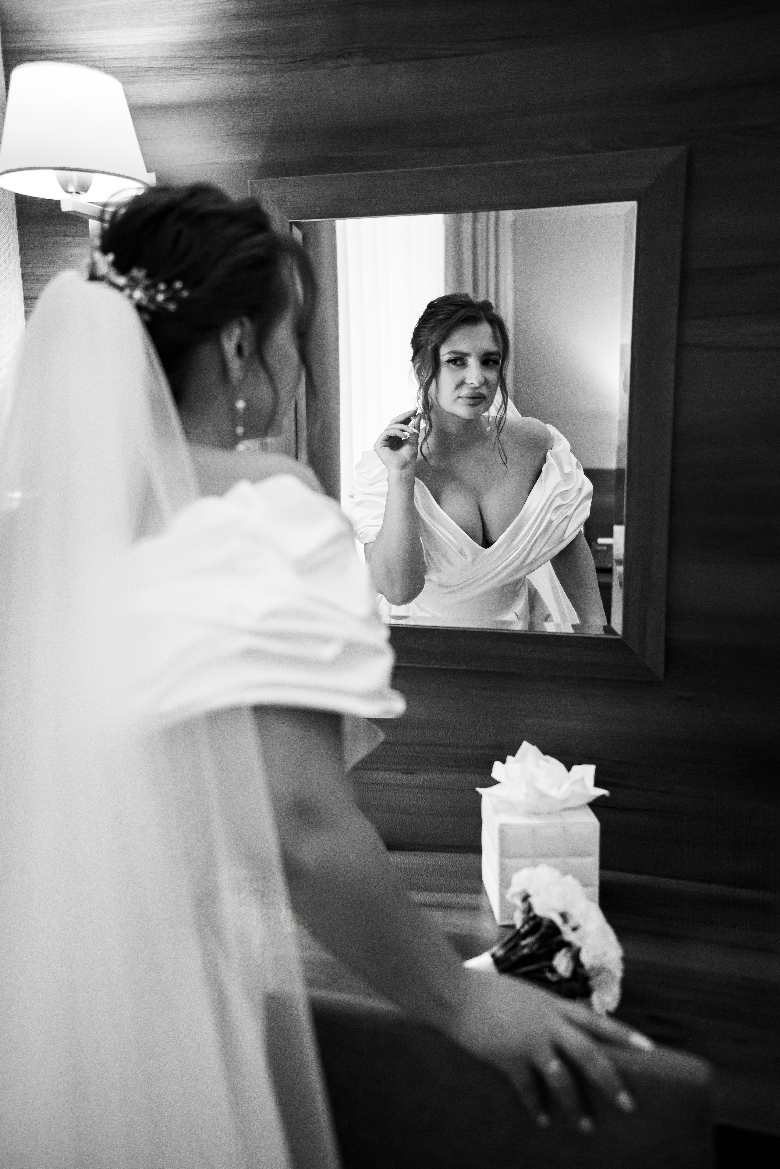 Свадебная фотосессия в отеле Томь г. Кемерово