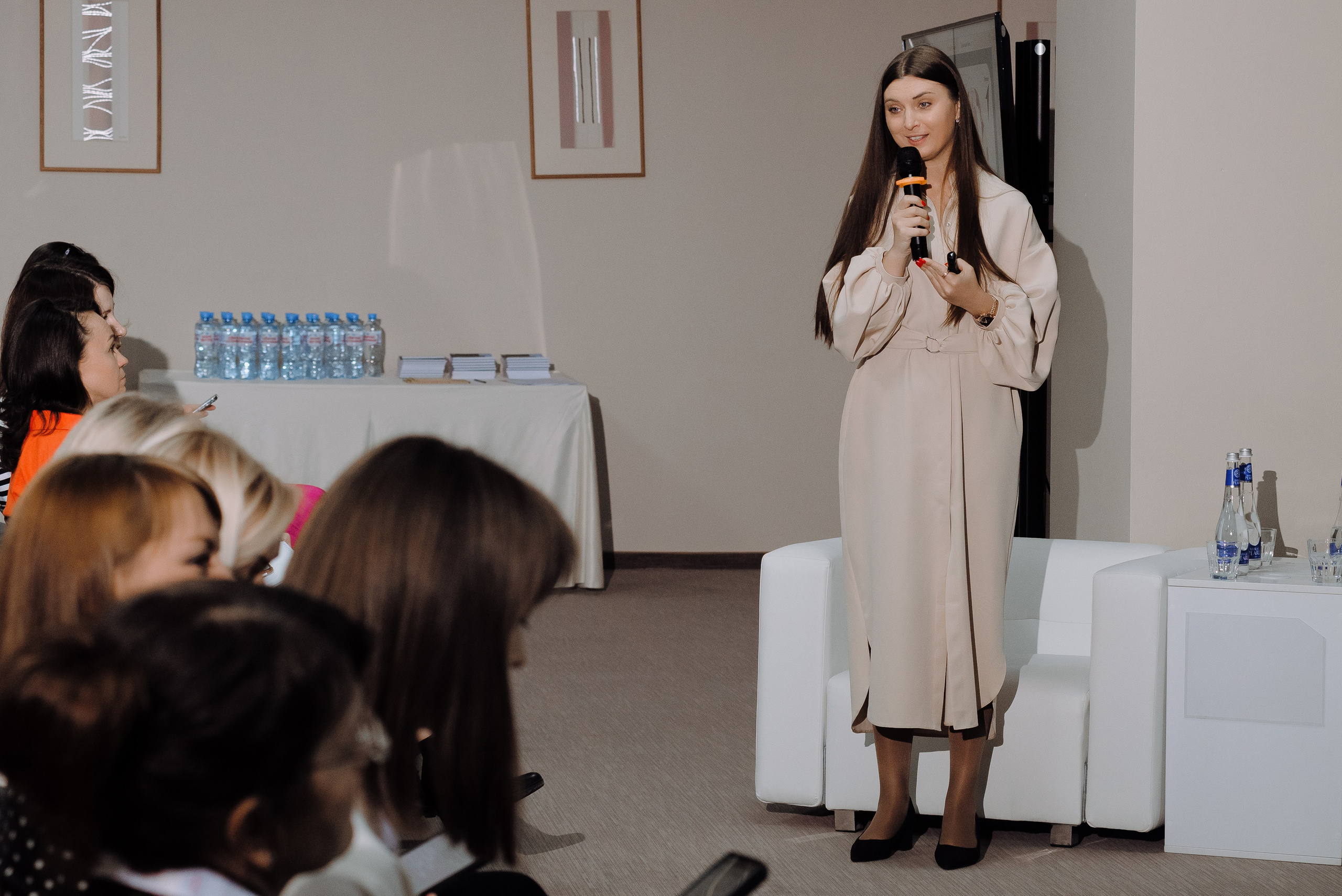 ОБЛАСТНАЯ КОНФЕРЕНЦИЯ «РАЗВИТИЕ ТУРИЗМА В ЧЕЛЯБИНСКОЙ ОБЛАСТИ». Репортажный фотограф Зуев Роман г. Челябинск