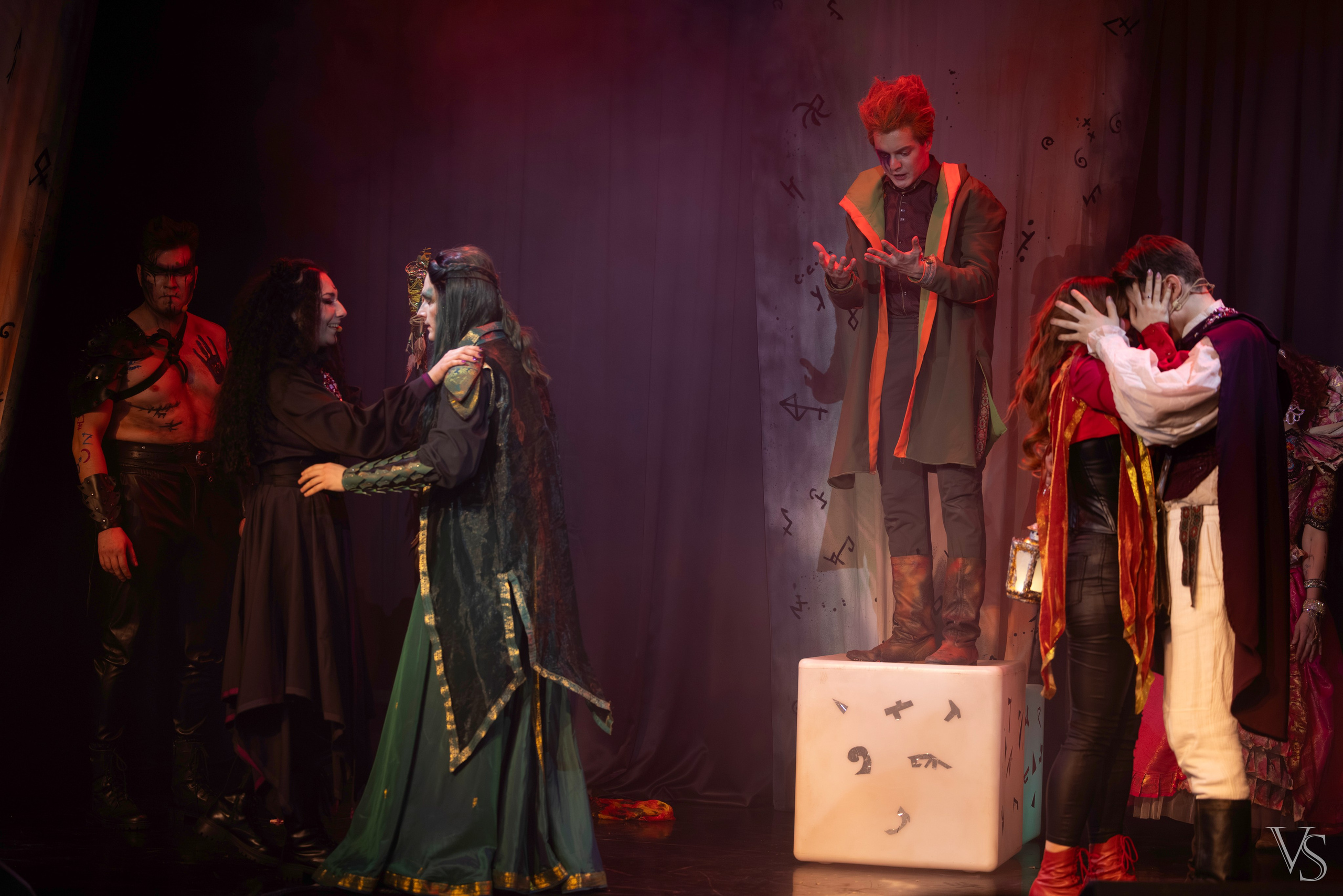 Книга стихий 25.01. Фотограф Виктор Степанов