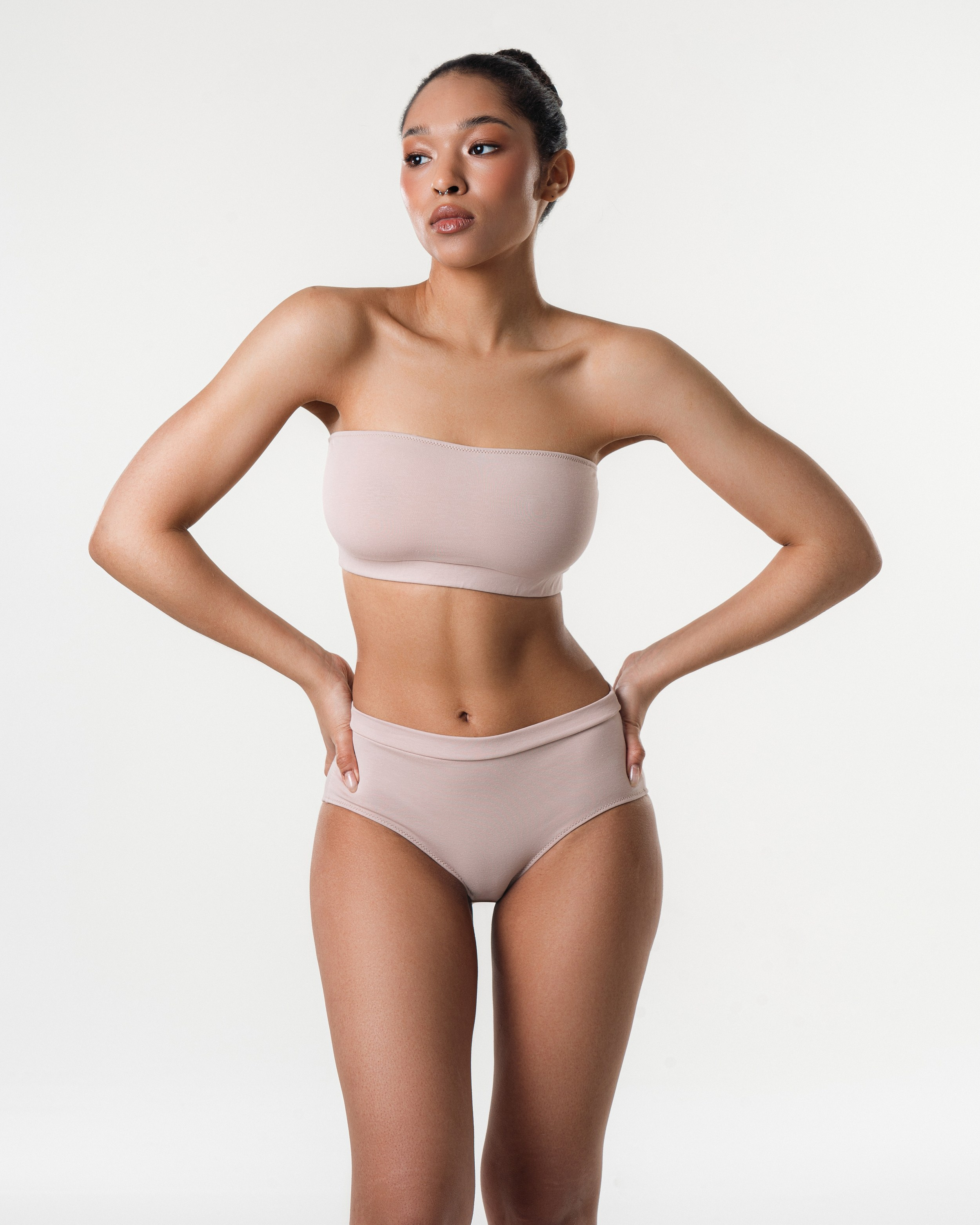 Monrie. Fashion фотограф и Арт директор. Санкт-Петербург и Москва