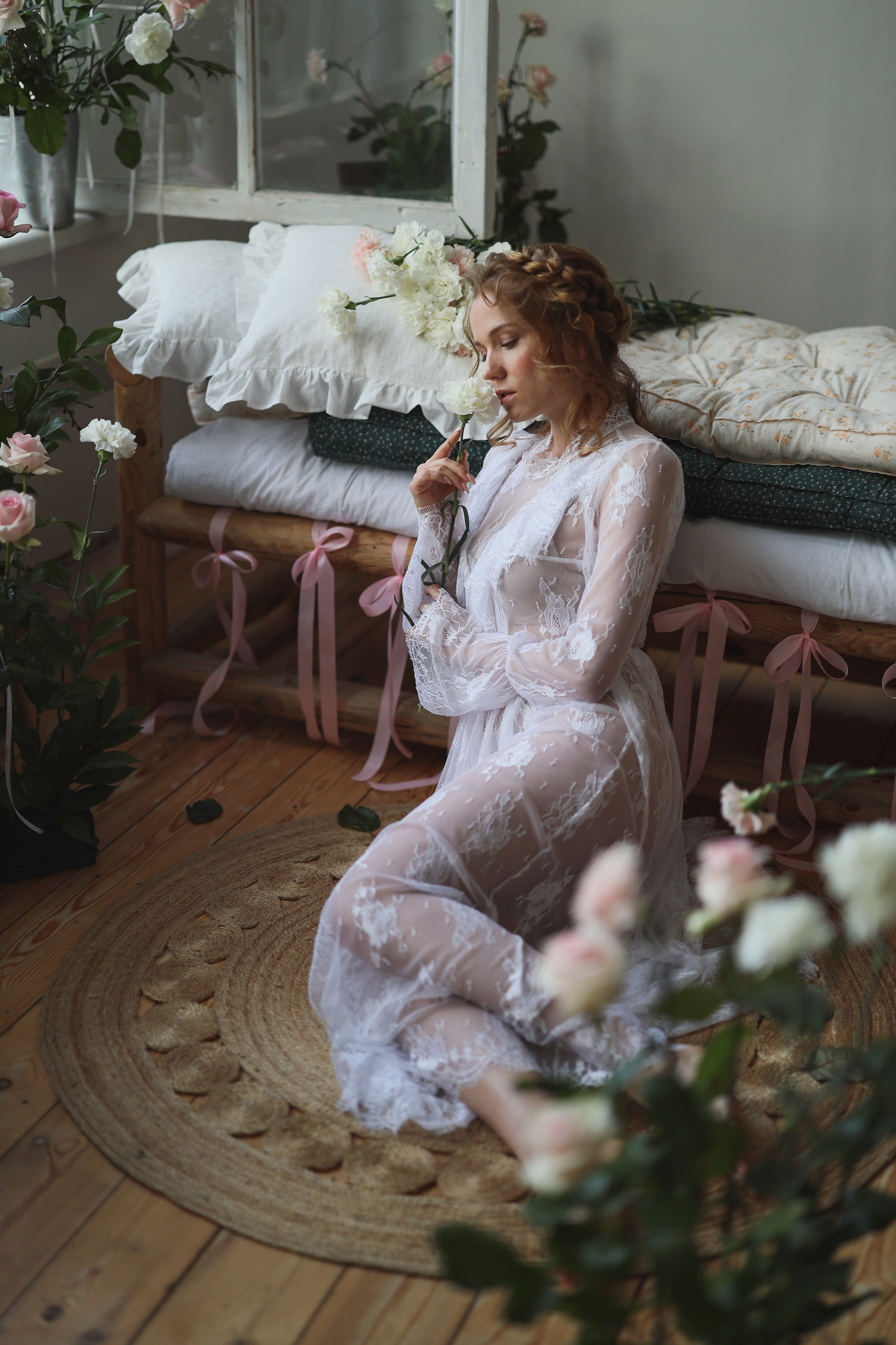 Фотосессия с живыми цветами для Дарьи. Свадебный и семейный фотограф в Абхазии Жанна Соснина