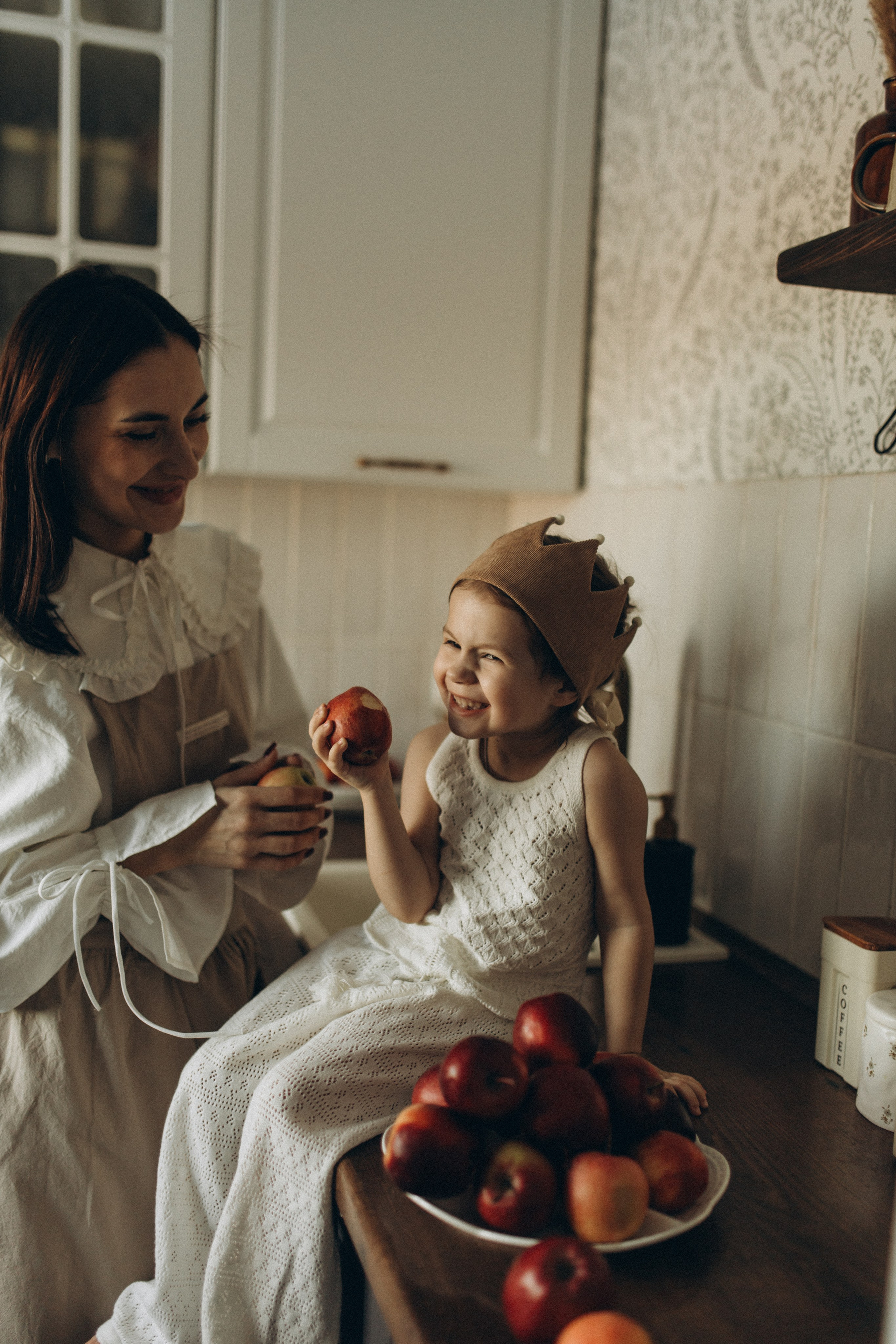 Домашняя истории о материнской любви! Виктория и Сияна. Услуги