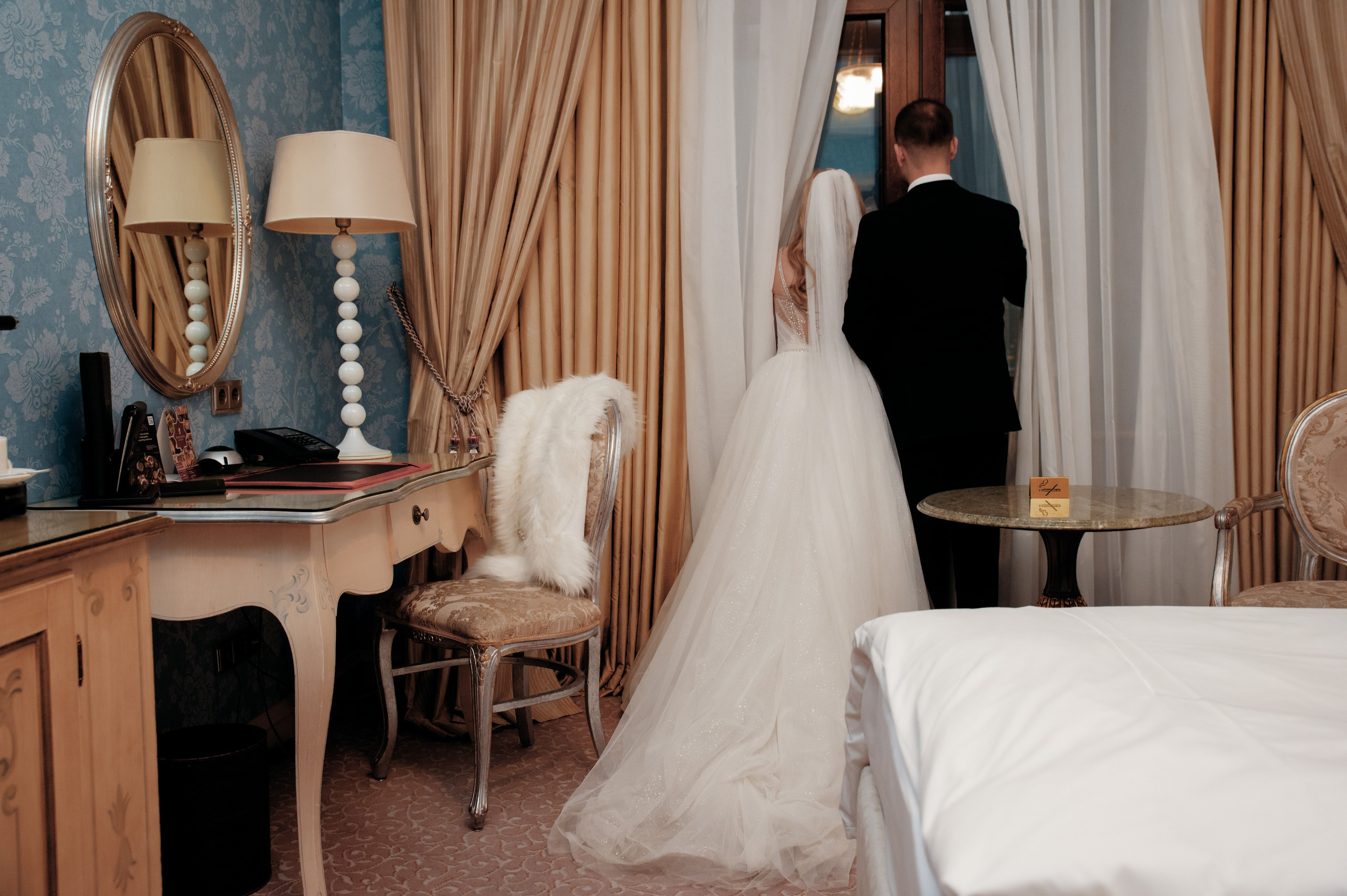 Свадебная фотосессия в Radisson Collection Hotel мск. Свадебный и портретный фотограф в Москве Жердев Даниил