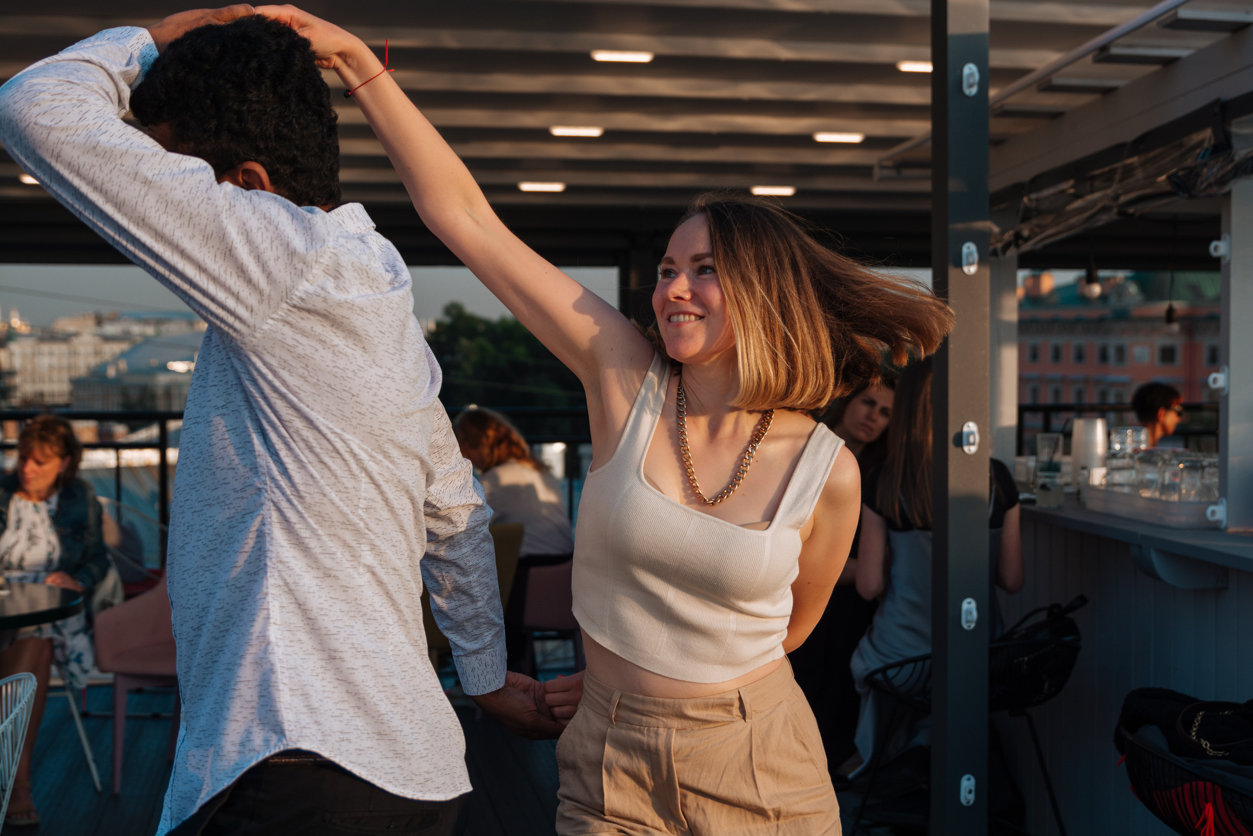 отель Оболенский Андрэ Атибайеба Ресторан L`eclat терраса танец бачата мастер-класс репортажная съёмка мероприятий