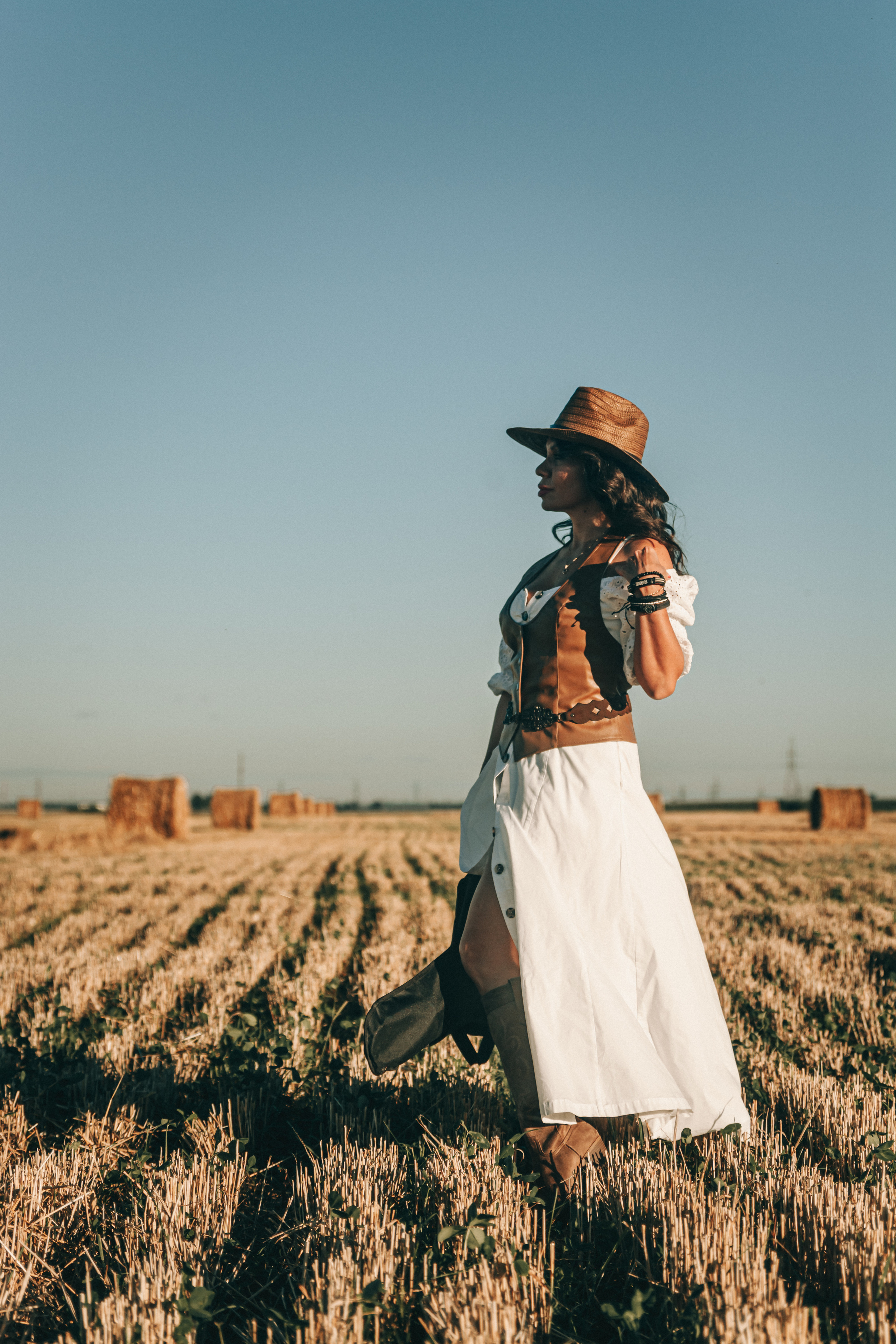 Светлана. Фотосессия со стогами. Портретный фотограф в Санкт-Петербурге Дмитриева Наталия