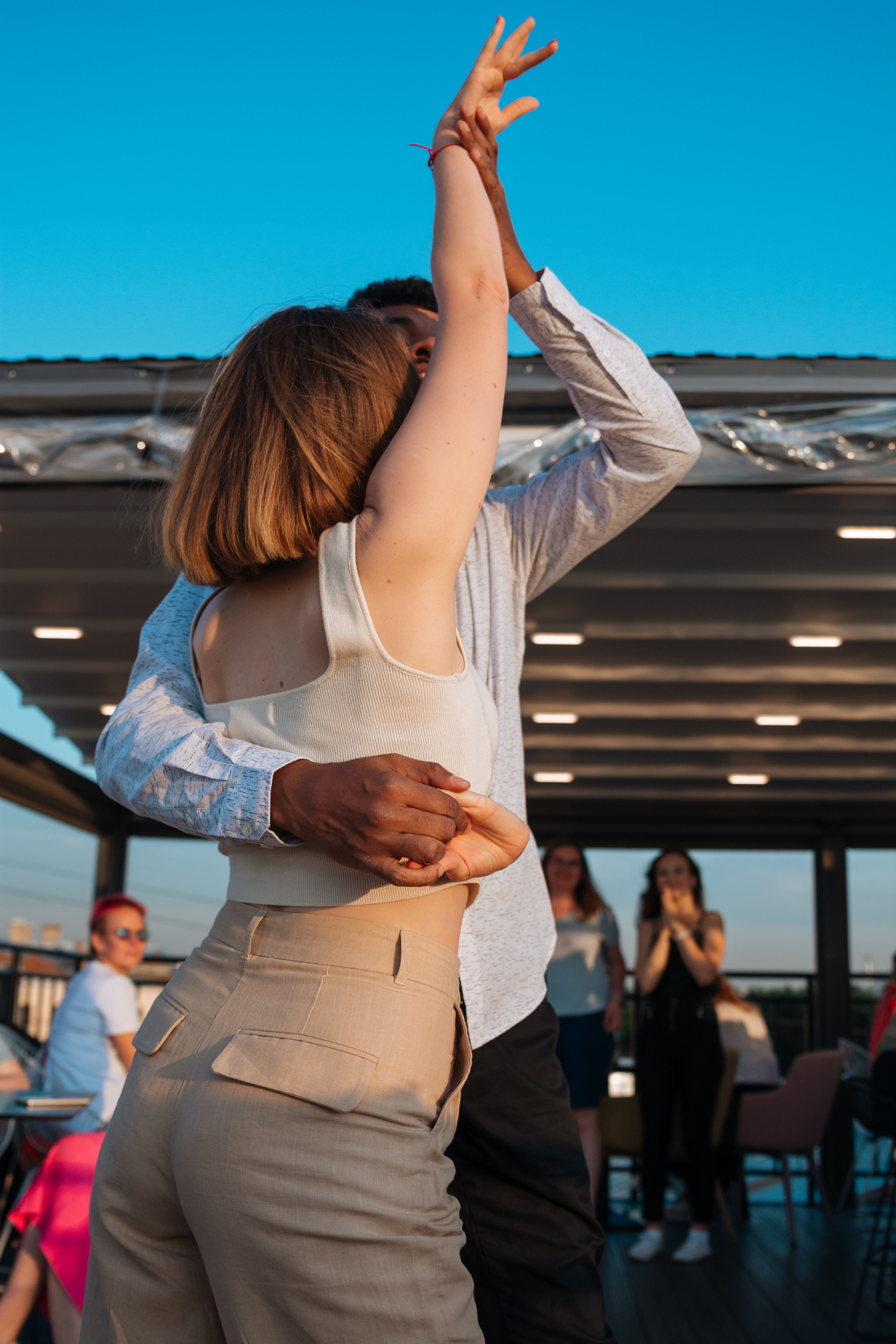 отель Оболенский Андрэ Атибайеба Ресторан L`eclat терраса танец бачата мастер-класс репортажная съёмка мероприятий