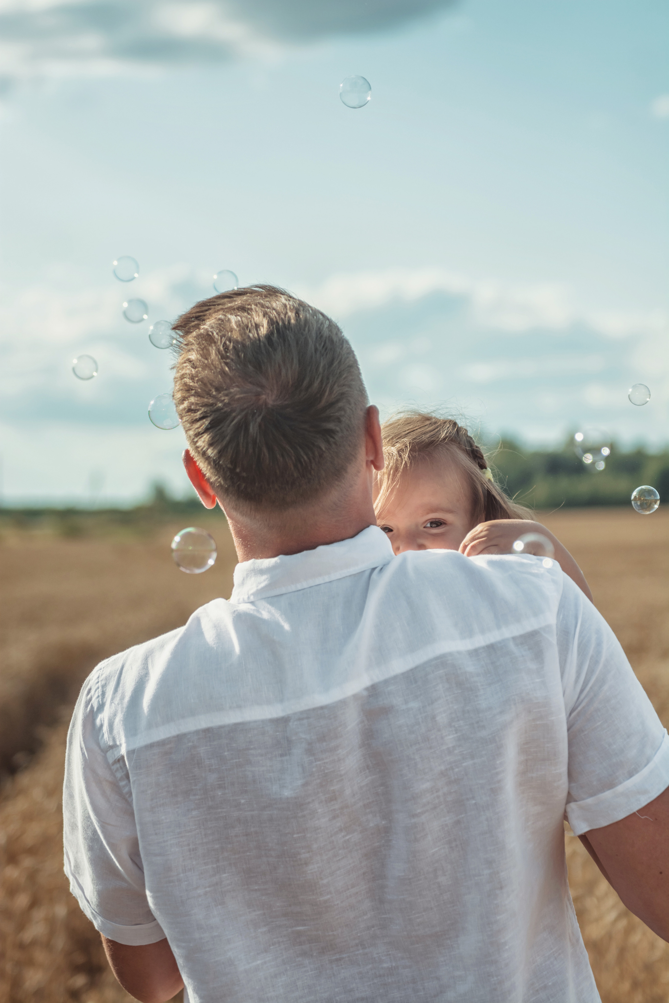 Анна и Александр. Семейная фотосессия в поле. Портретный фотограф в Санкт-Петербурге Дмитриева Наталия