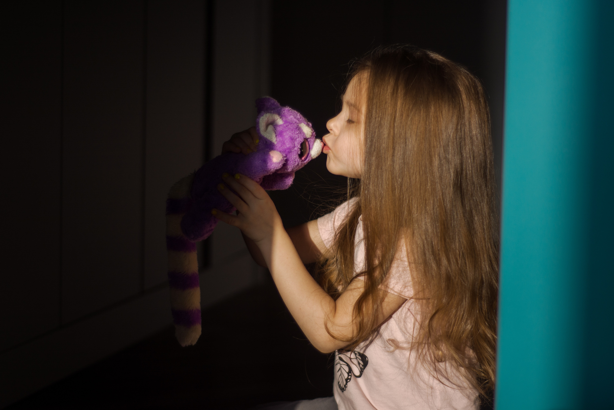 Яна. Фотосессия дома. Портретный фотограф в Санкт-Петербурге Дмитриева Наталия