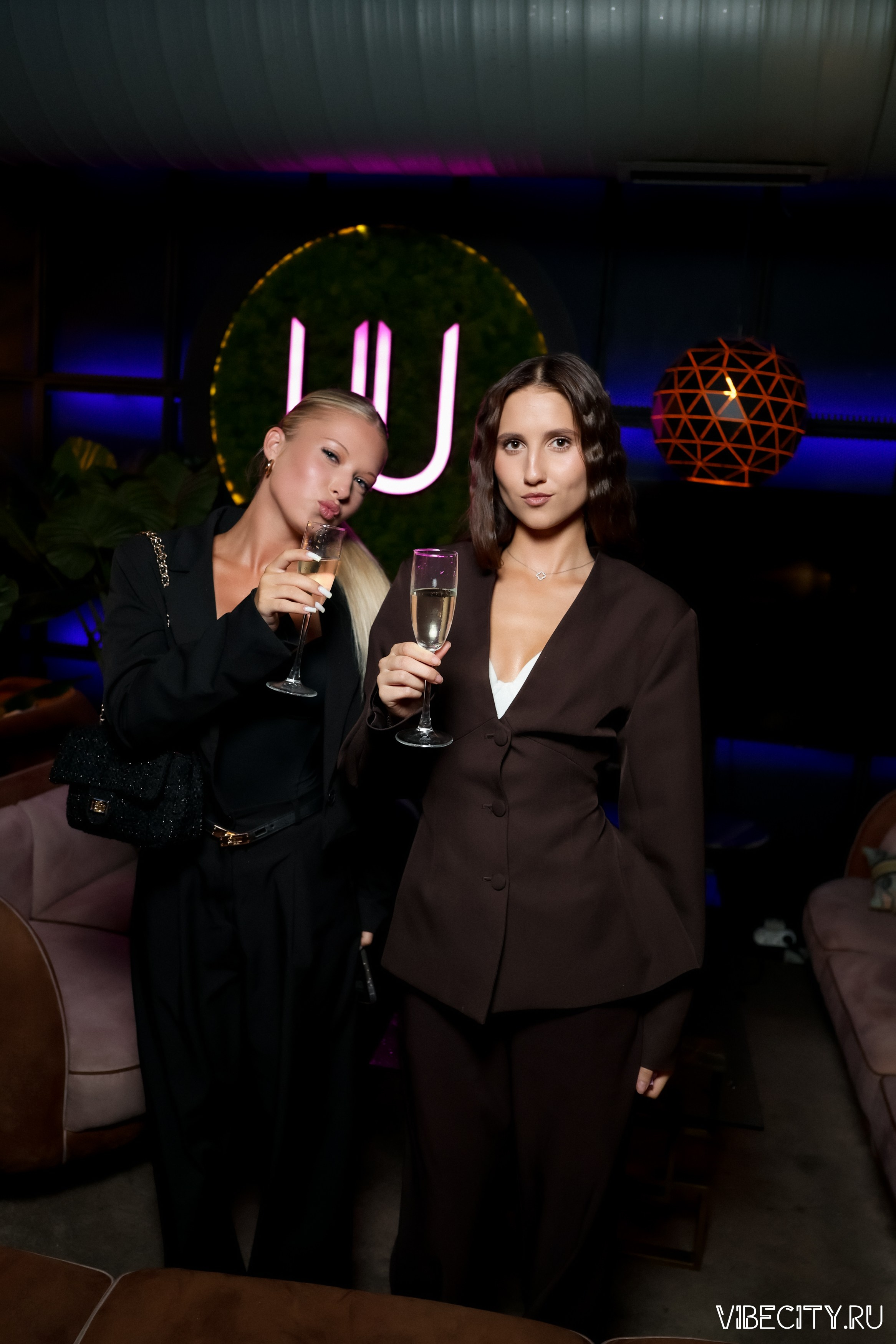 DOUBLE U. VIBECITY.RU Вайб Сити Ру Фоторепортажи Фотоотчеты Калининград