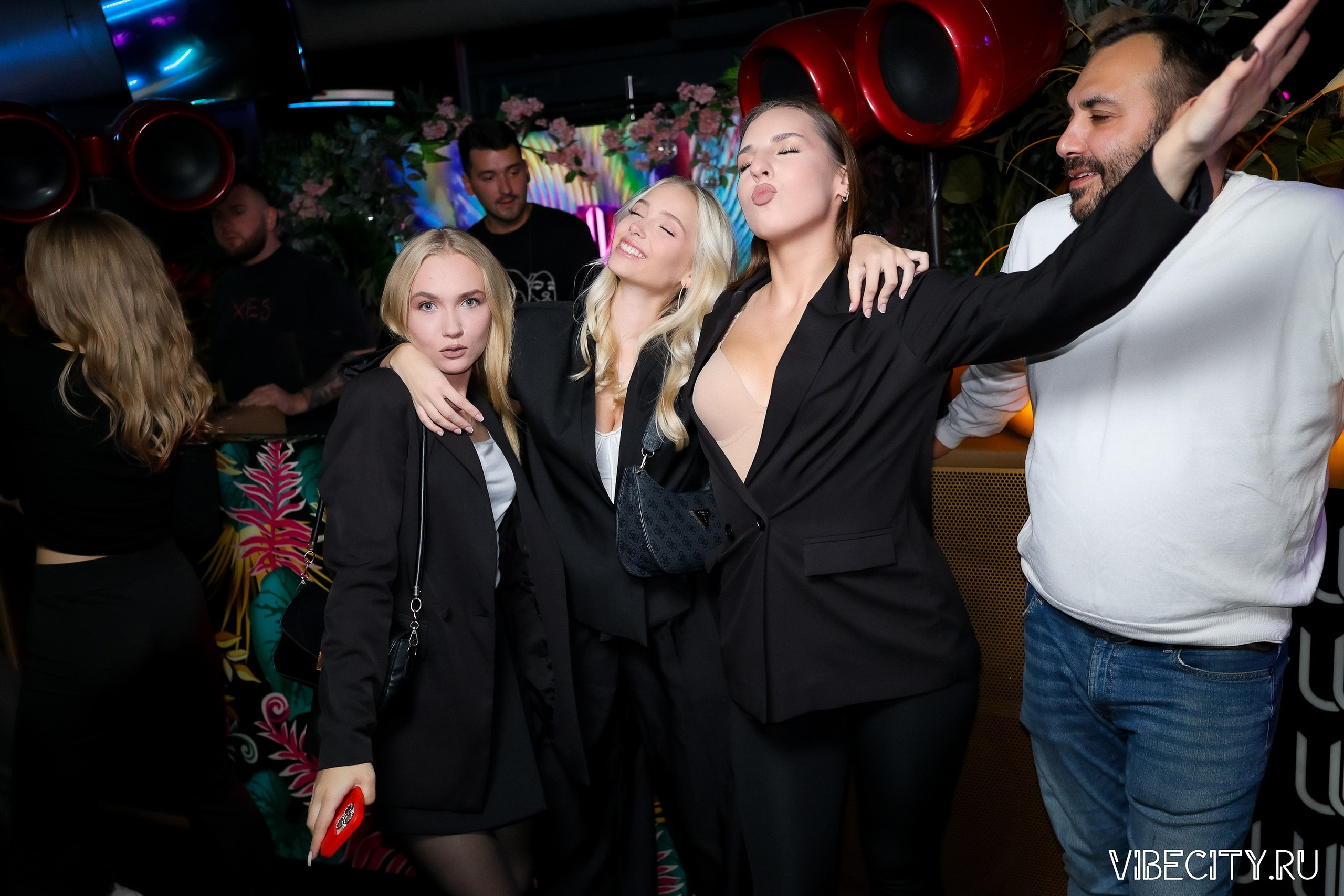 DOUBLE U. VIBECITY.RU Вайб Сити Ру Фоторепортажи Фотоотчеты Калининград