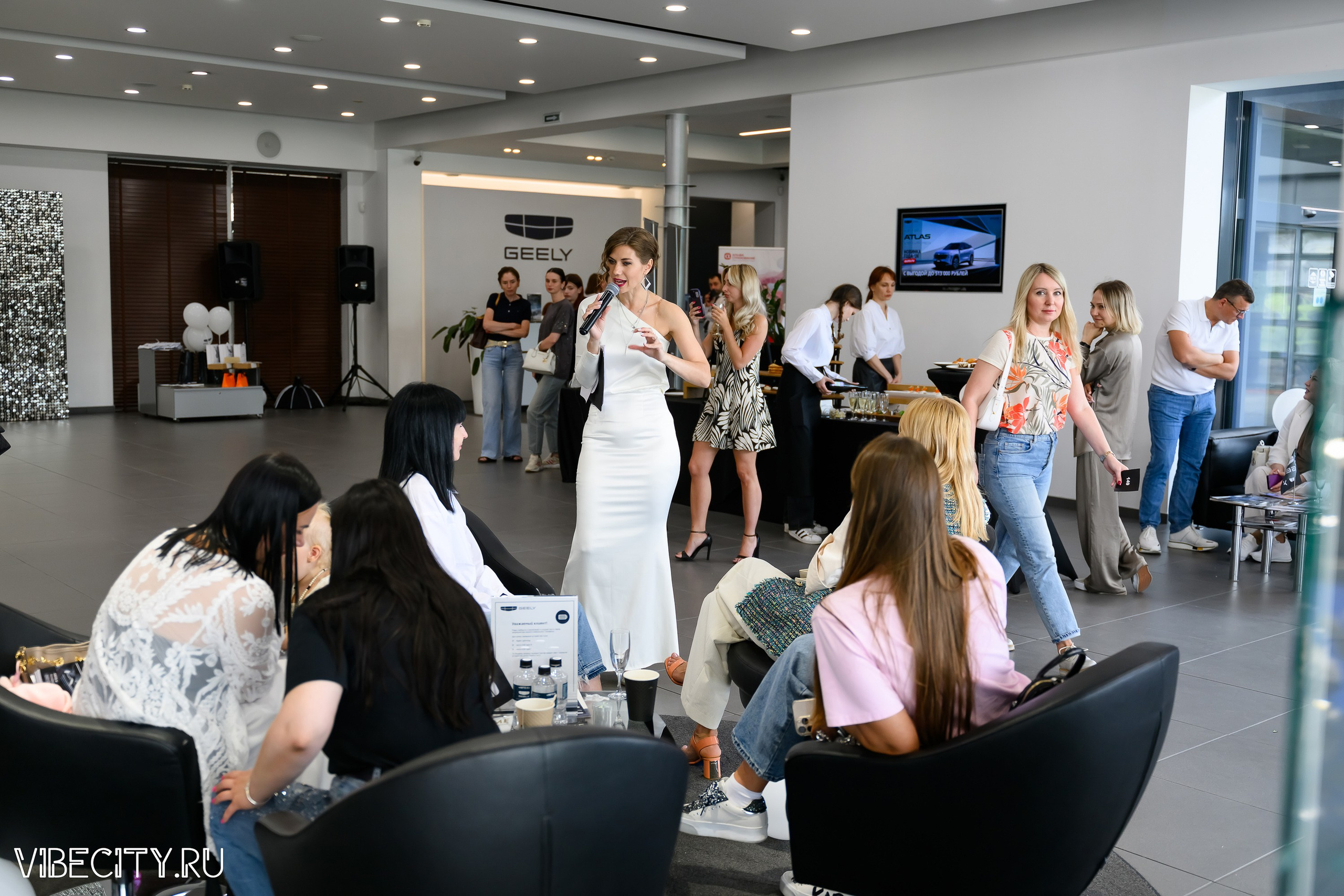 Презентация Geely Manjaro. VIBECITY.RU Вайб Сити Ру Фоторепортажи Фотоотчеты Калининград