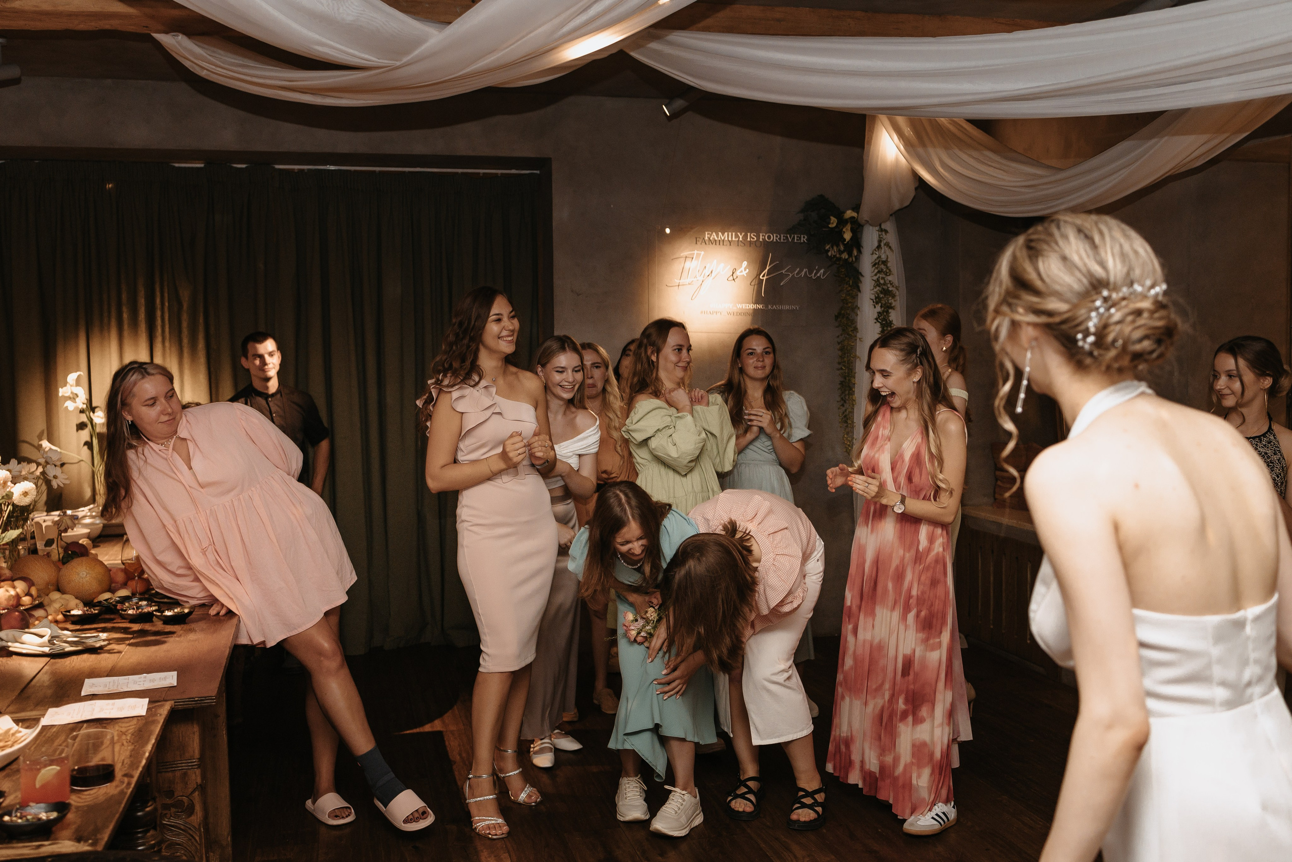 Илья и Ксюша (2024). Свадебный и семейный фотограф в Москве Яна Шувалова