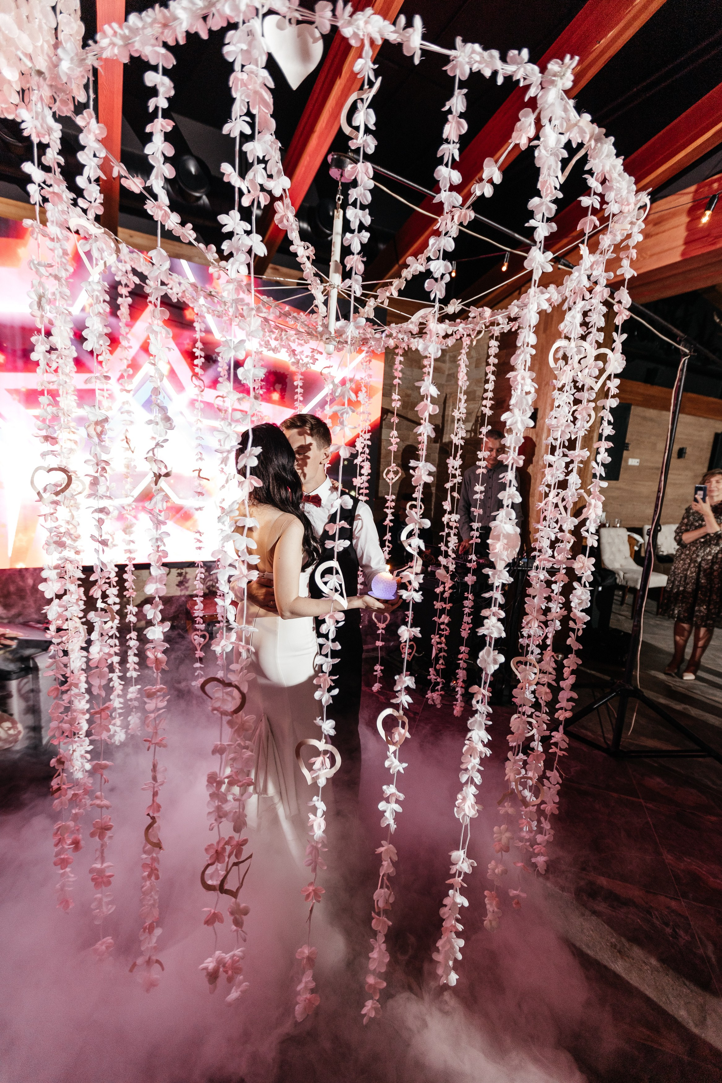 Свадебный фотограф Уфа — Руслан ГабдлисламовЖивые эмоции, красивые кадры, воспоминания на всю жизнь.Работаю по всей Республике Башкортоста. Свадебный фотограф Уфа Руслан Габдлисламов