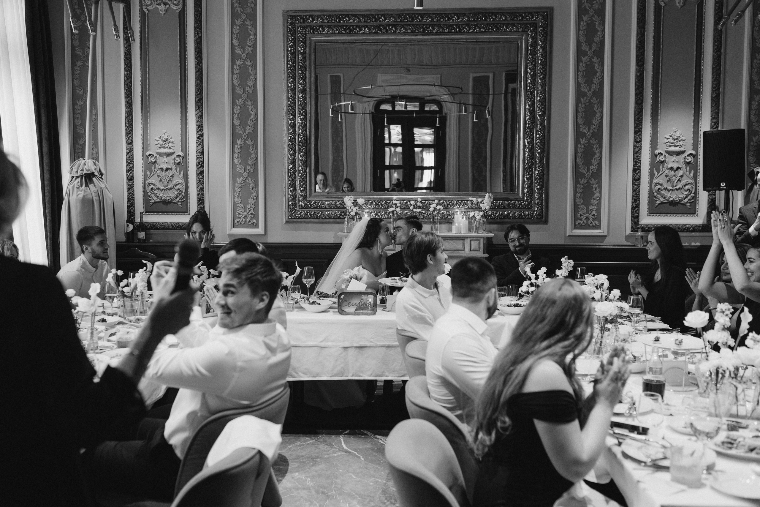 Свадебный фотограф на камерную свадьбу. Свадебный фотограф в Москве Мария Крош