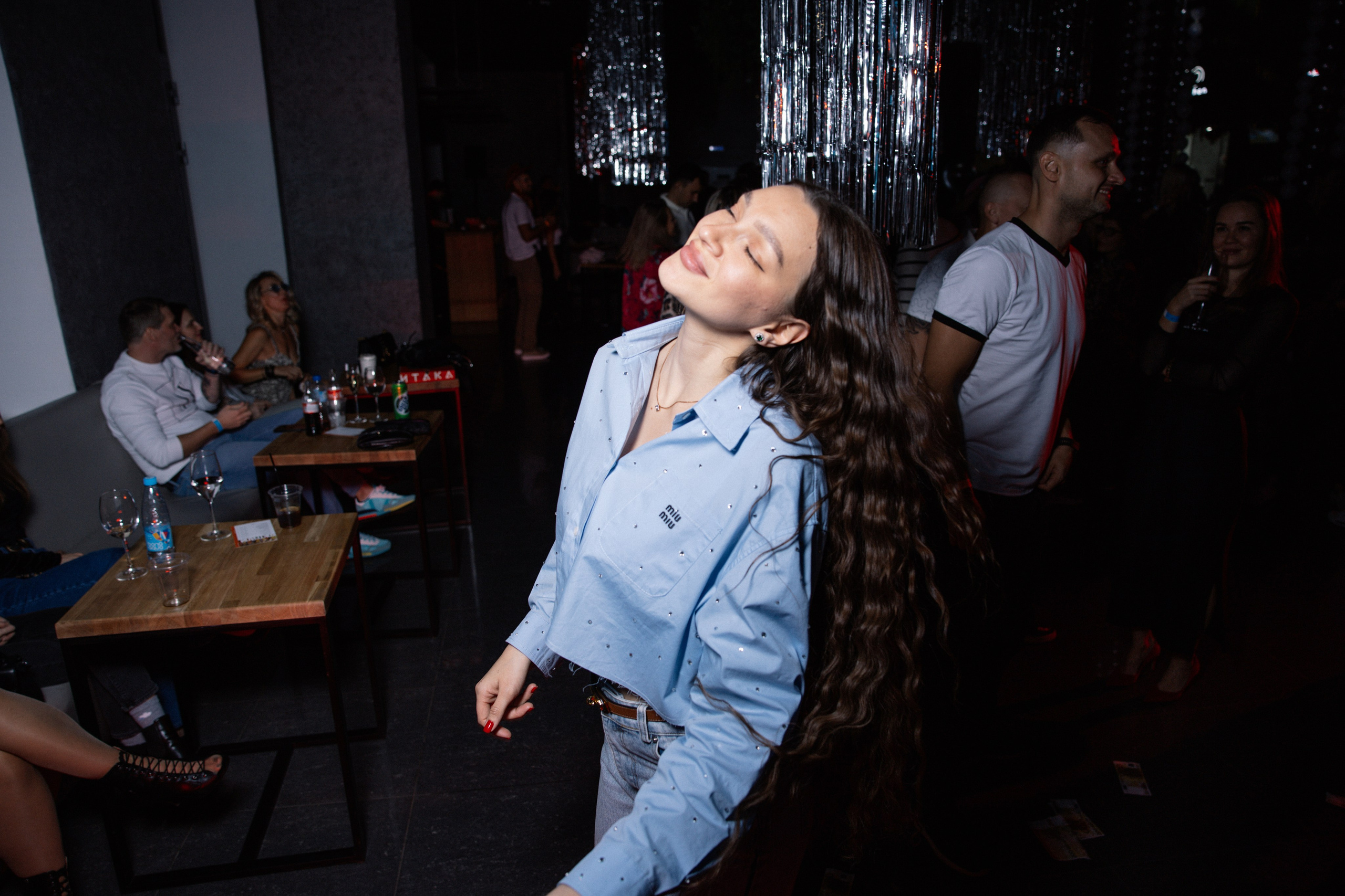 Соседи, Тусец. Фотограф Эдуарда Титанян