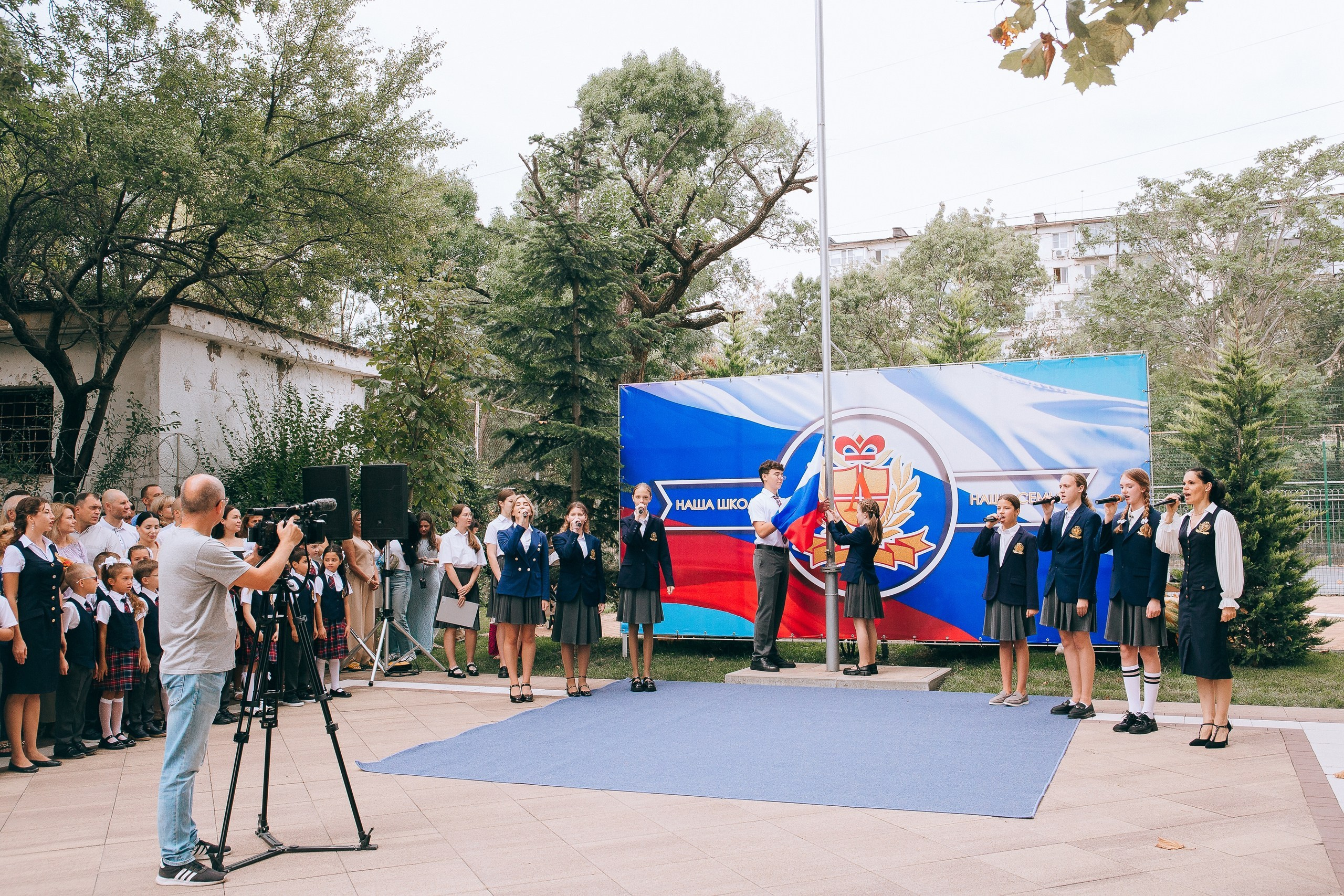 1 класс школа «Личность». Выпускные альбомы Натальи Бутко: Новороссийск, Анапа, Геленджик