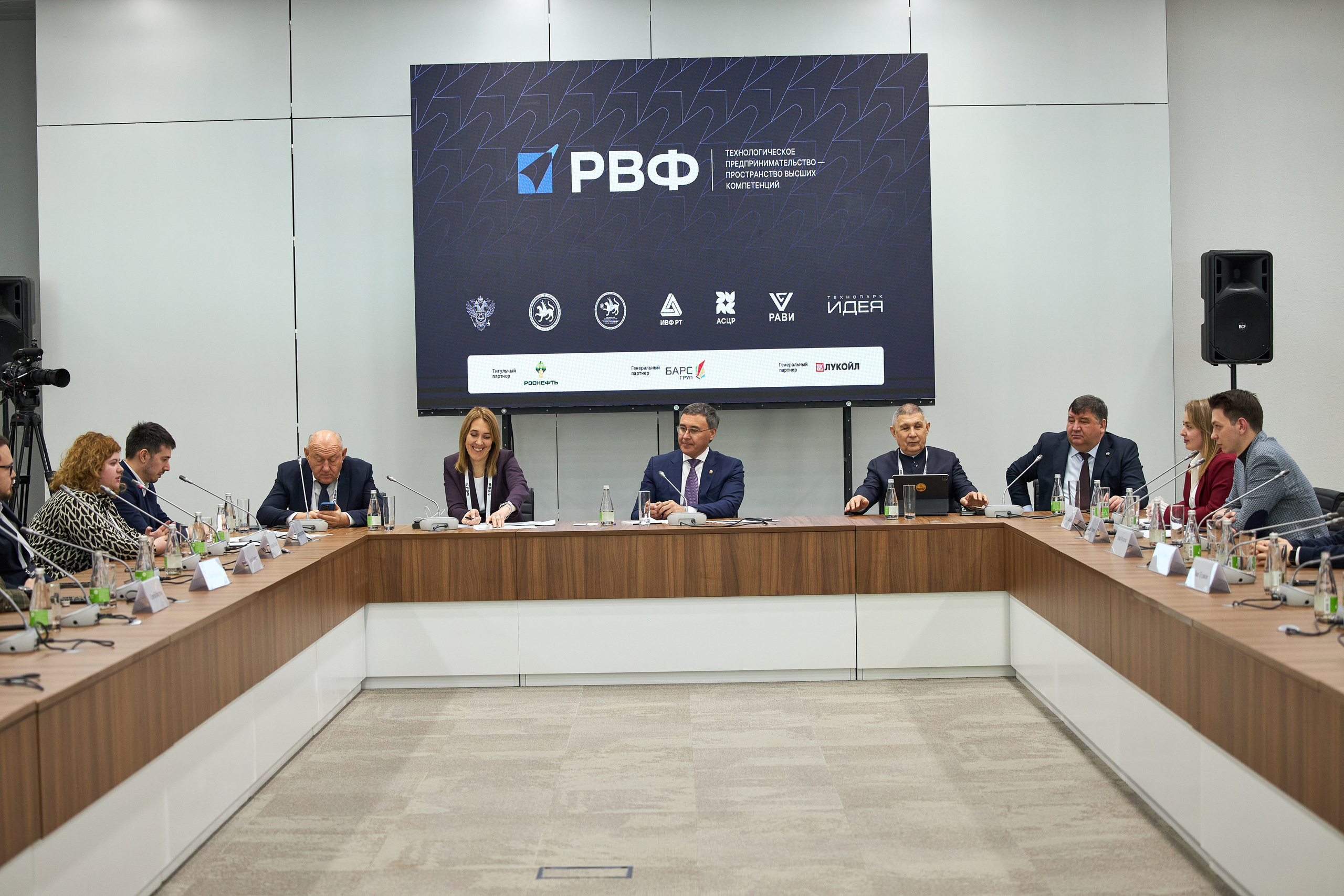 ВСТРЕЧА С МИНИСТРОМ НАУКИ И ВЫСШЕГО ОБРАЗОВАНИЯ РФ. Ilgizphoto.ru