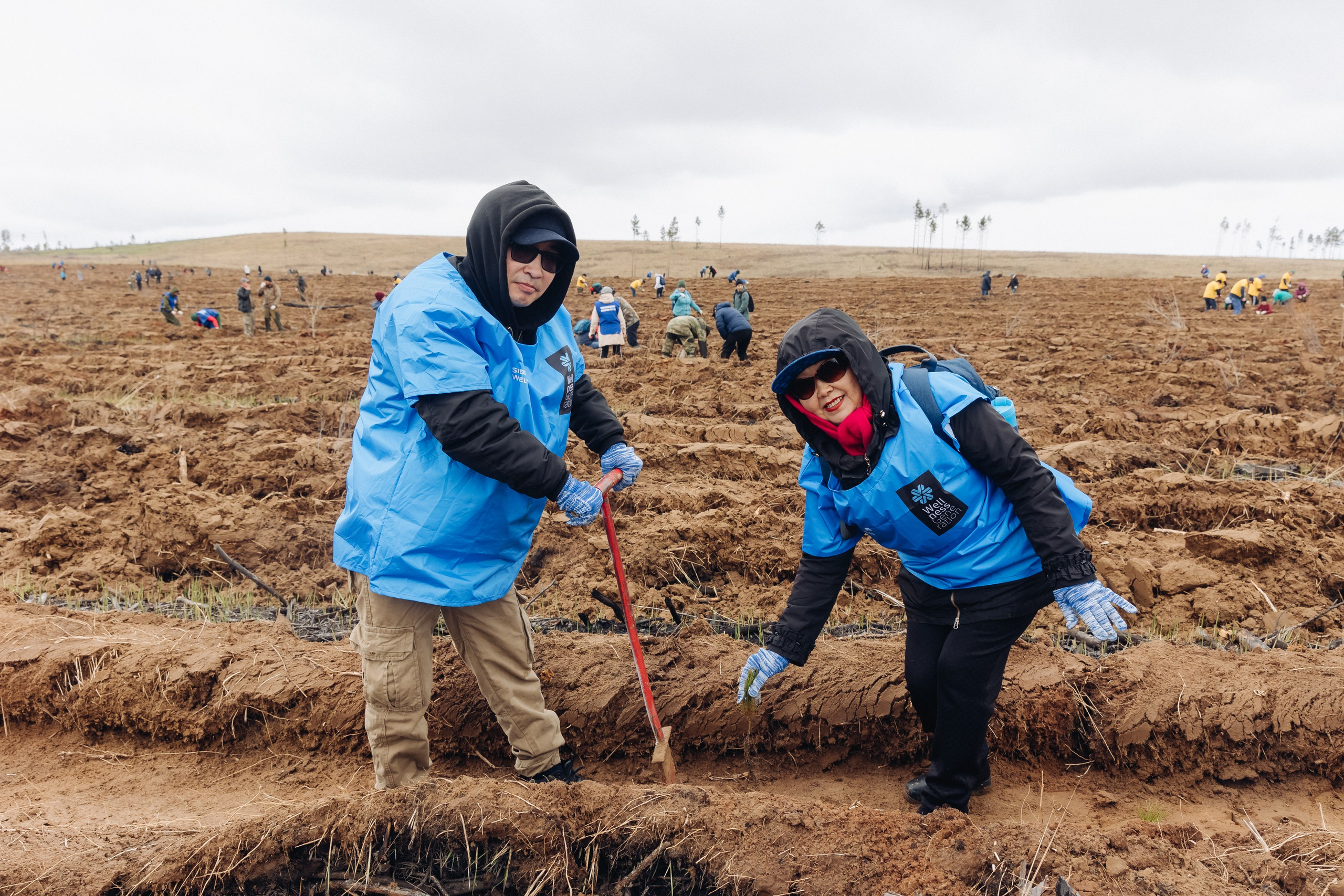 Siberian wellness. Ежегодная акция по посадке деревьев. Свадебный и семейный фотограф в Улан-Удэ