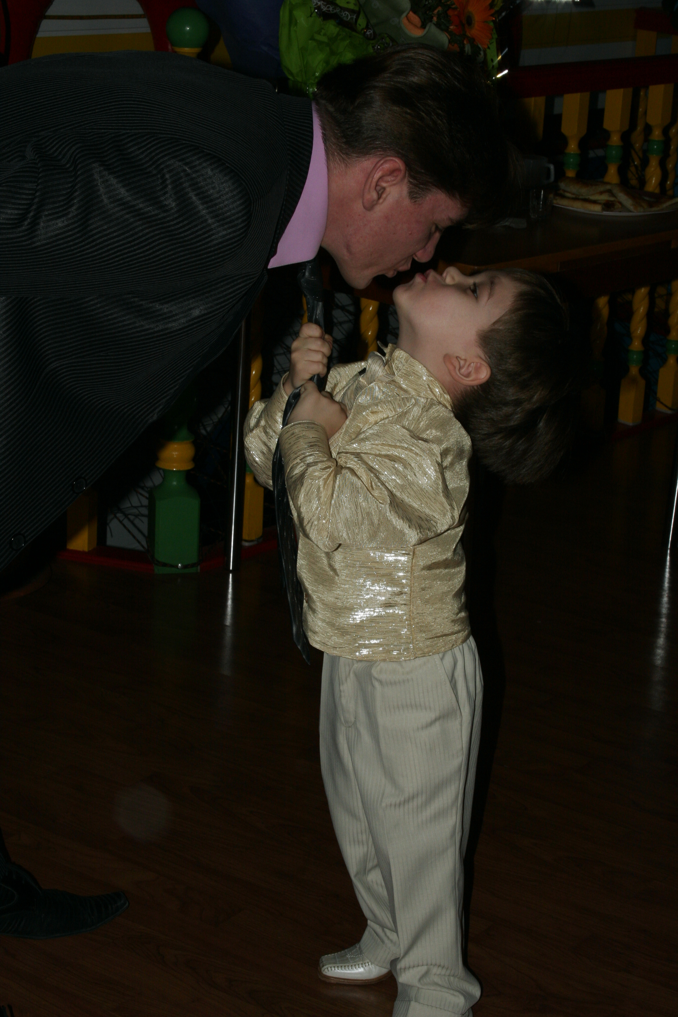 Вольт. Репортажный фотограф Антон Лаврененков