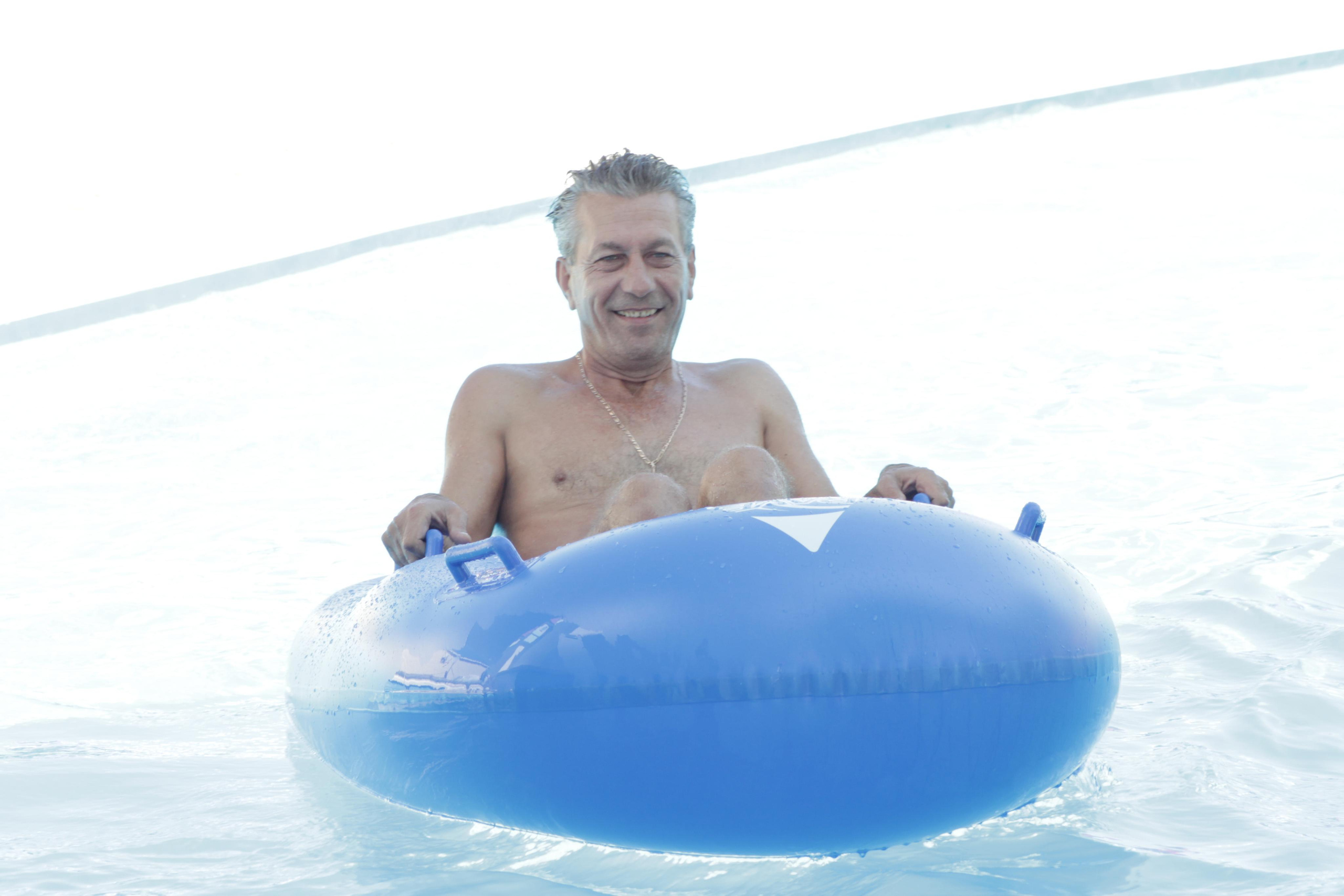 Вольт. Репортажный фотограф Антон Лаврененков