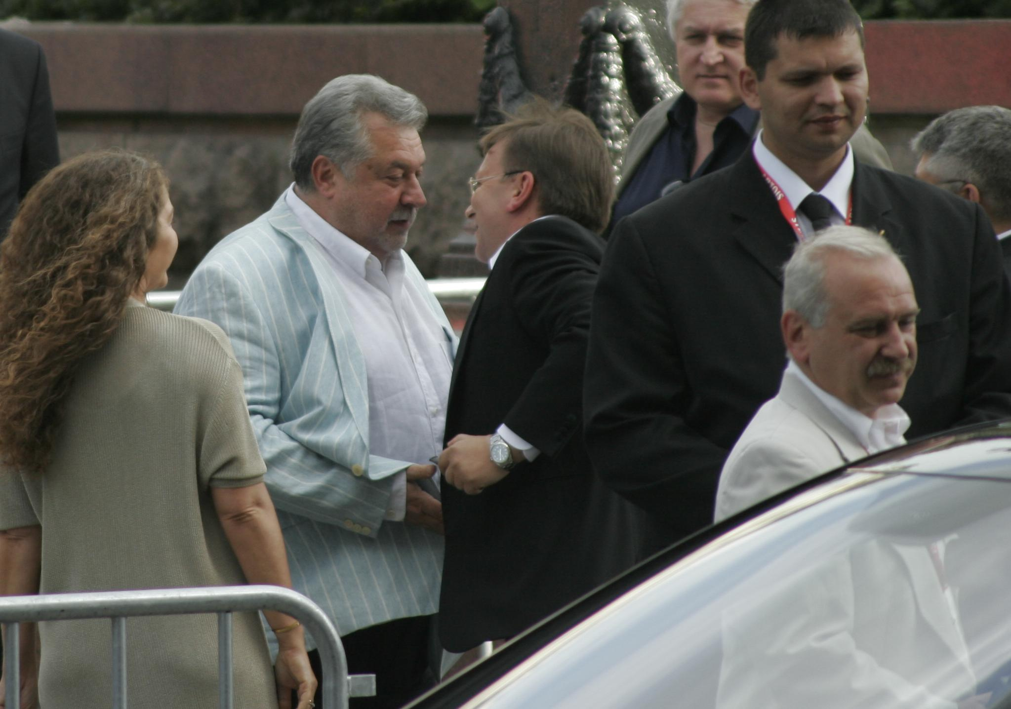 Вольт. Репортажный фотограф Антон Лаврененков