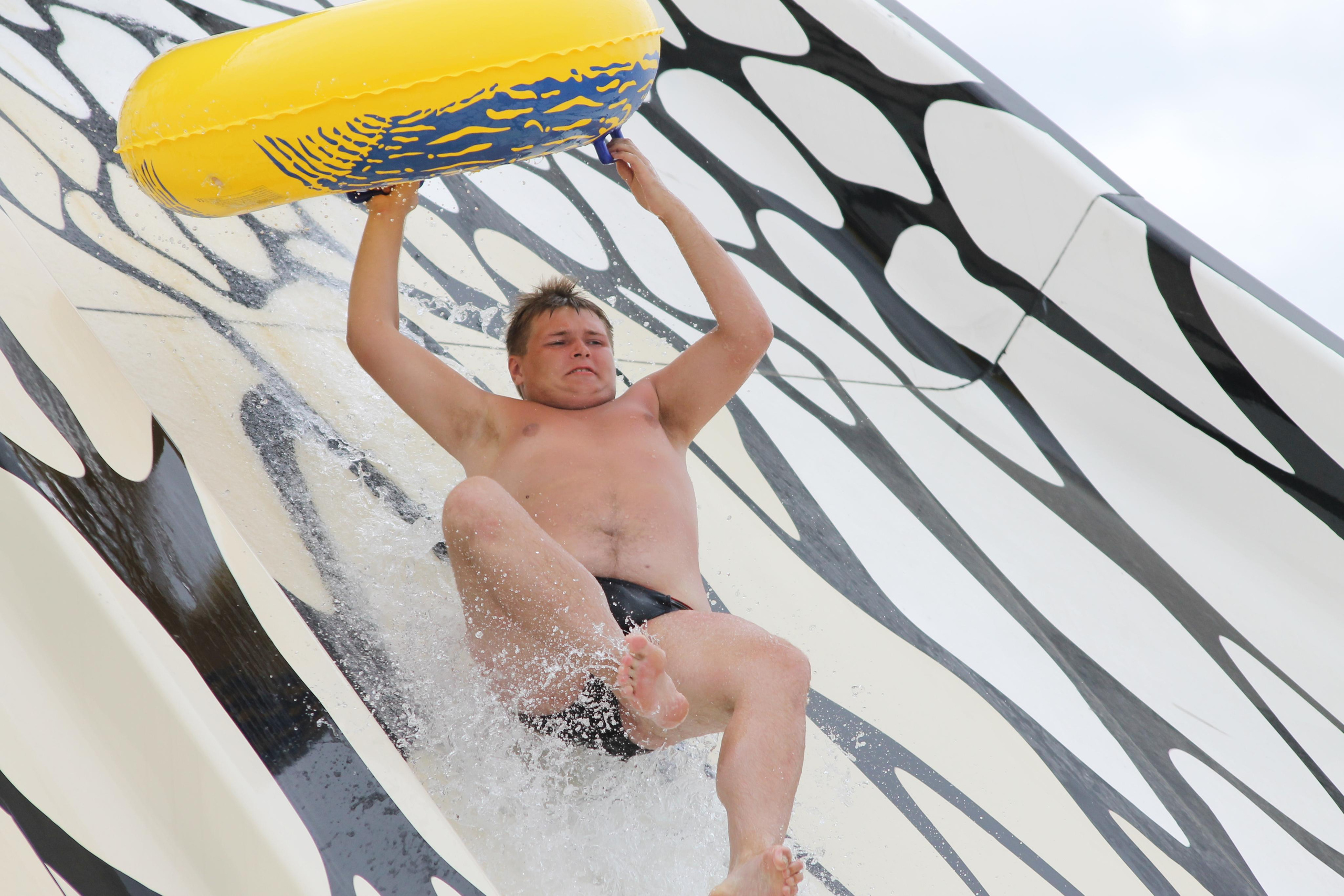 Вольт. Репортажный фотограф Антон Лаврененков