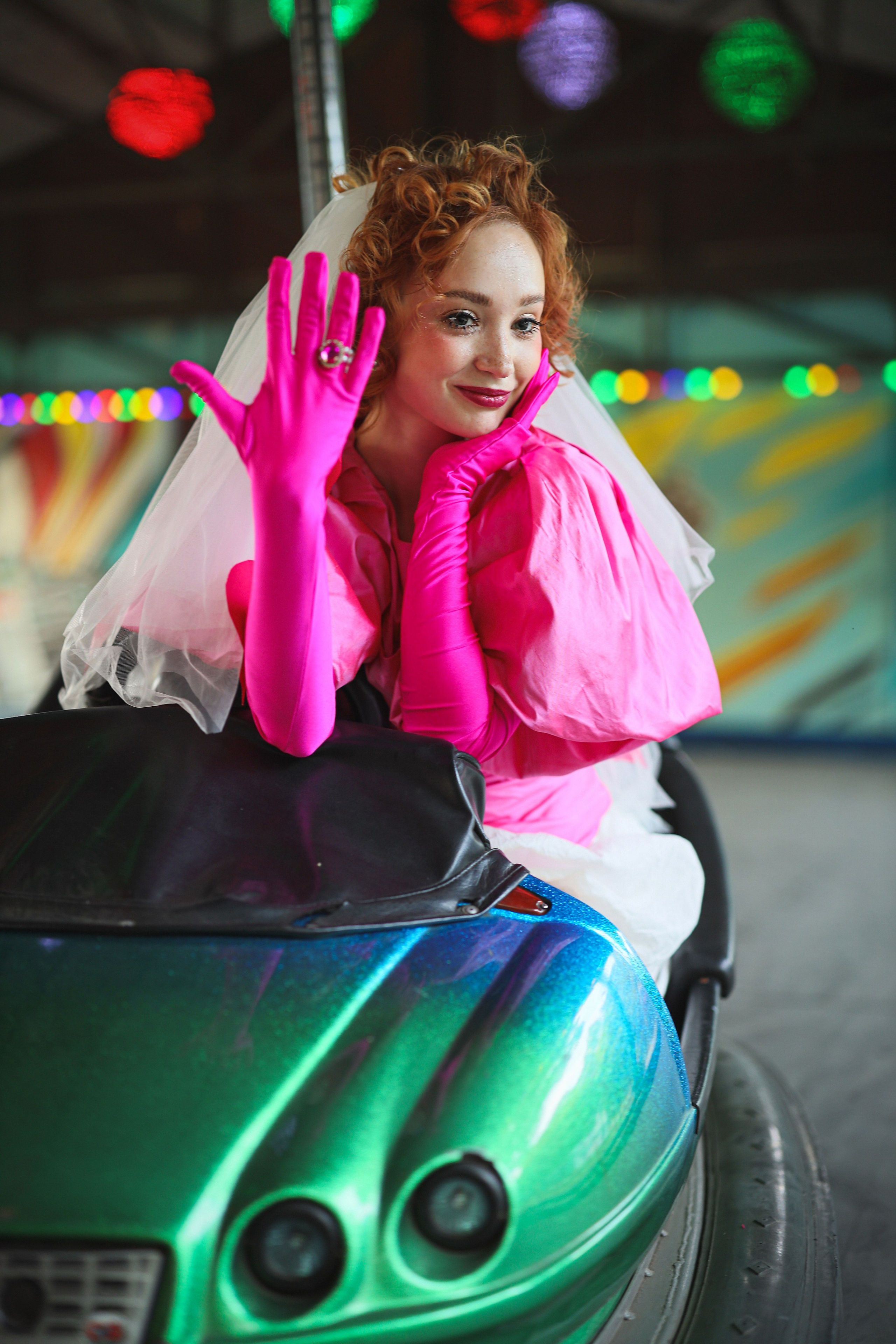 Свадебная фотосессия в парке аттракционов. Свадебный и семейный фотограф в Абхазии Жанна Соснина