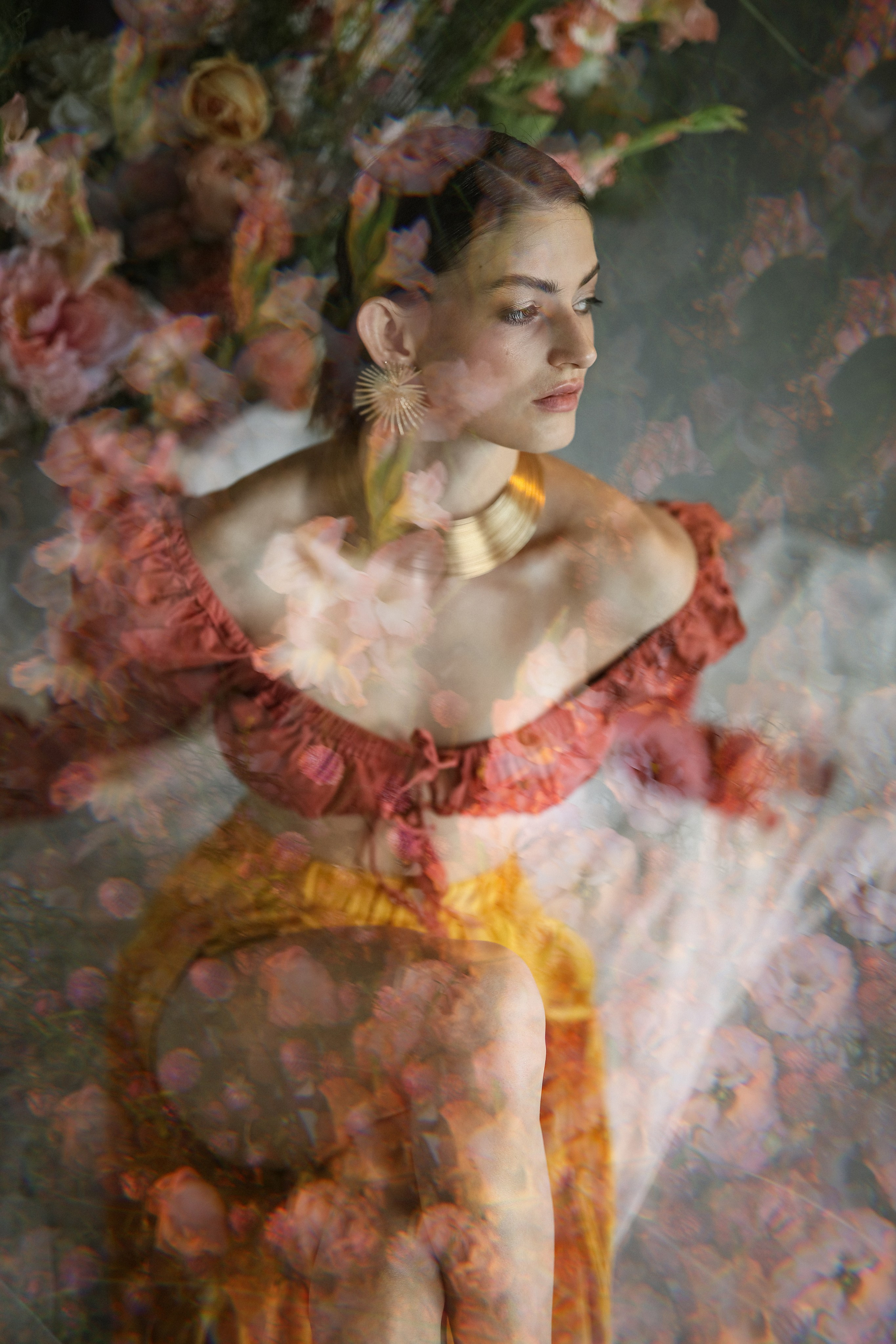 Фотосессия с цветами. Свадебный и семейный фотограф в Абхазии Жанна Соснина