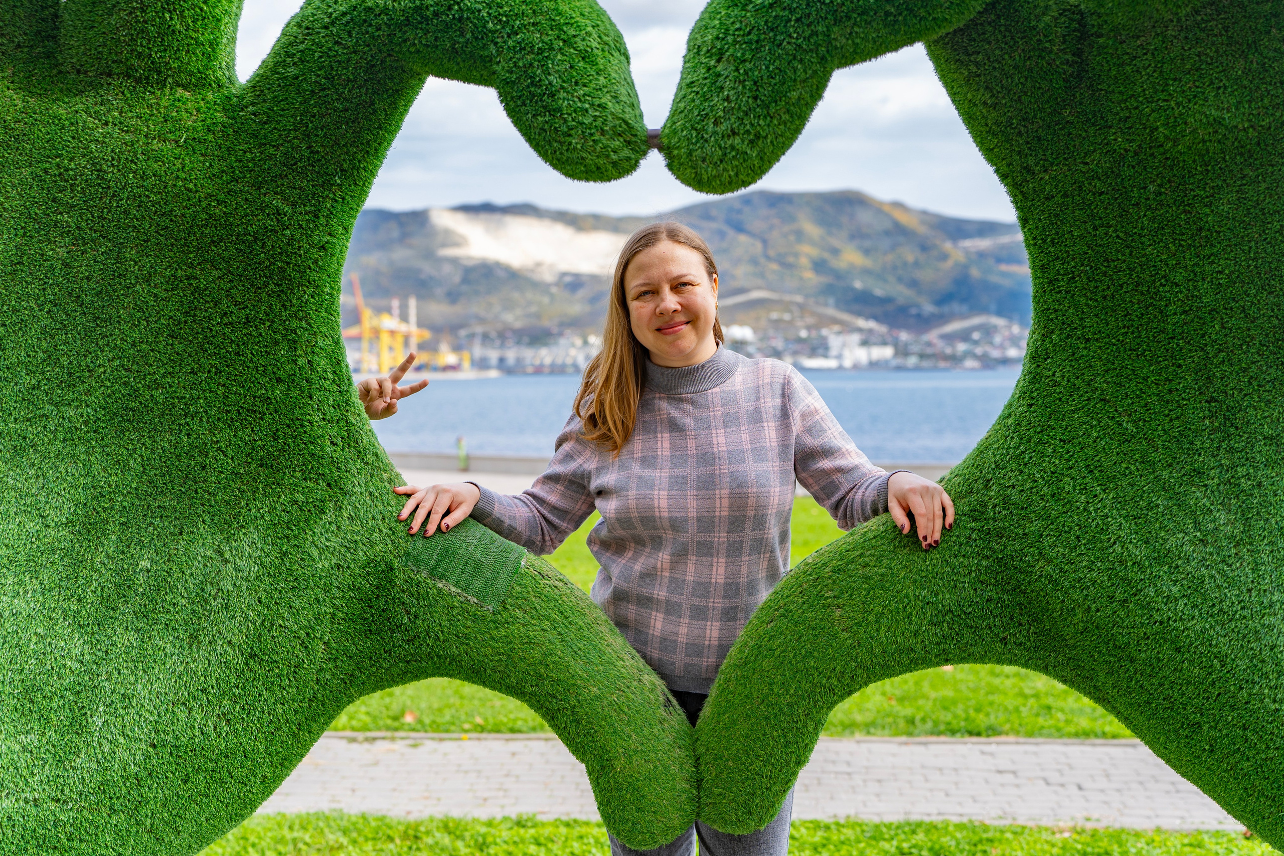 Фотосессия в Новороссийске осенью. Семейный и детский фотограф Екатерина Черняева. Снимаю портреты, love story, фотопрогулки, работаю на улице, в кафе, студии, дома у клиента