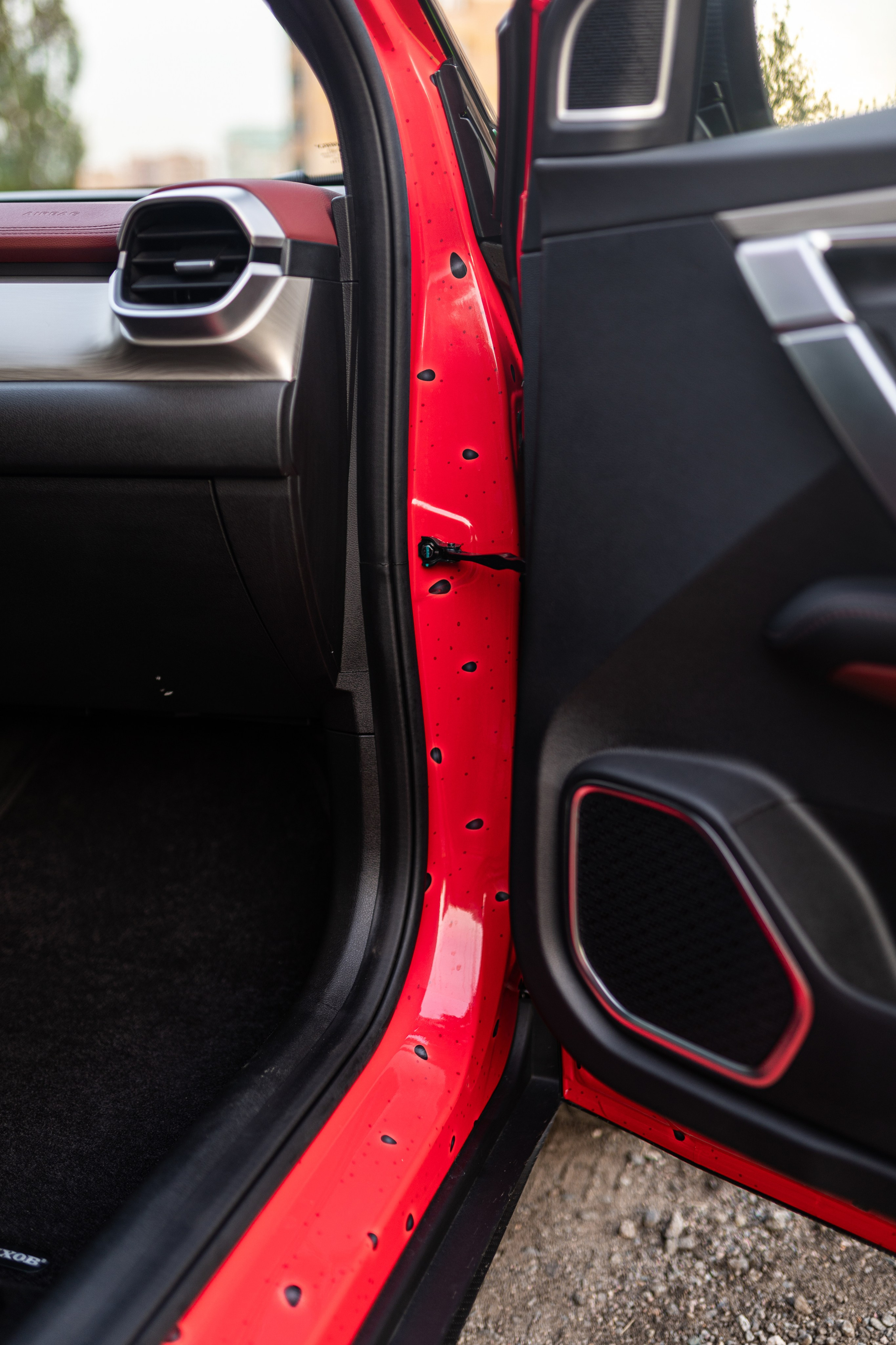 Винилография на Geely Coolray. Студия дизайна и оклейки авто Barmaley Design