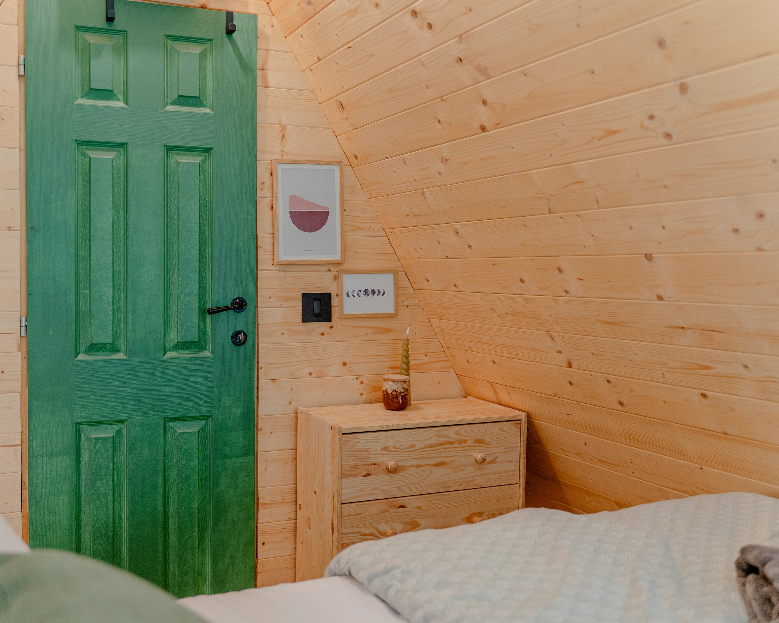 Viktorija Chalet. Photographer Liana Sudets Serbia Kopaonik Brzece Brus