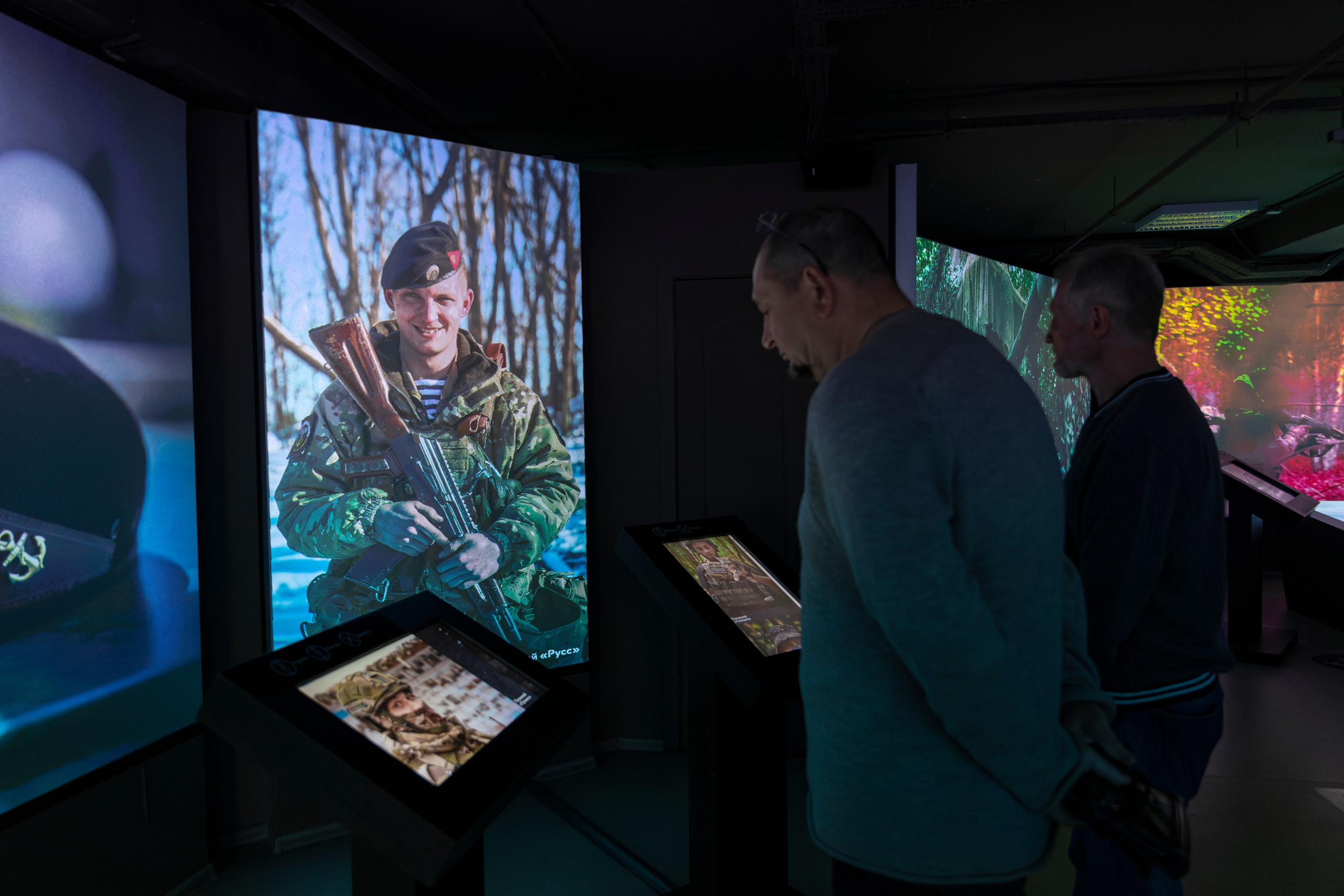 Выставка «Чёрные береты. Где мы, там — победа!». Олег Катакинов| Репортажный фотограф в городе у моря (Владивосток)