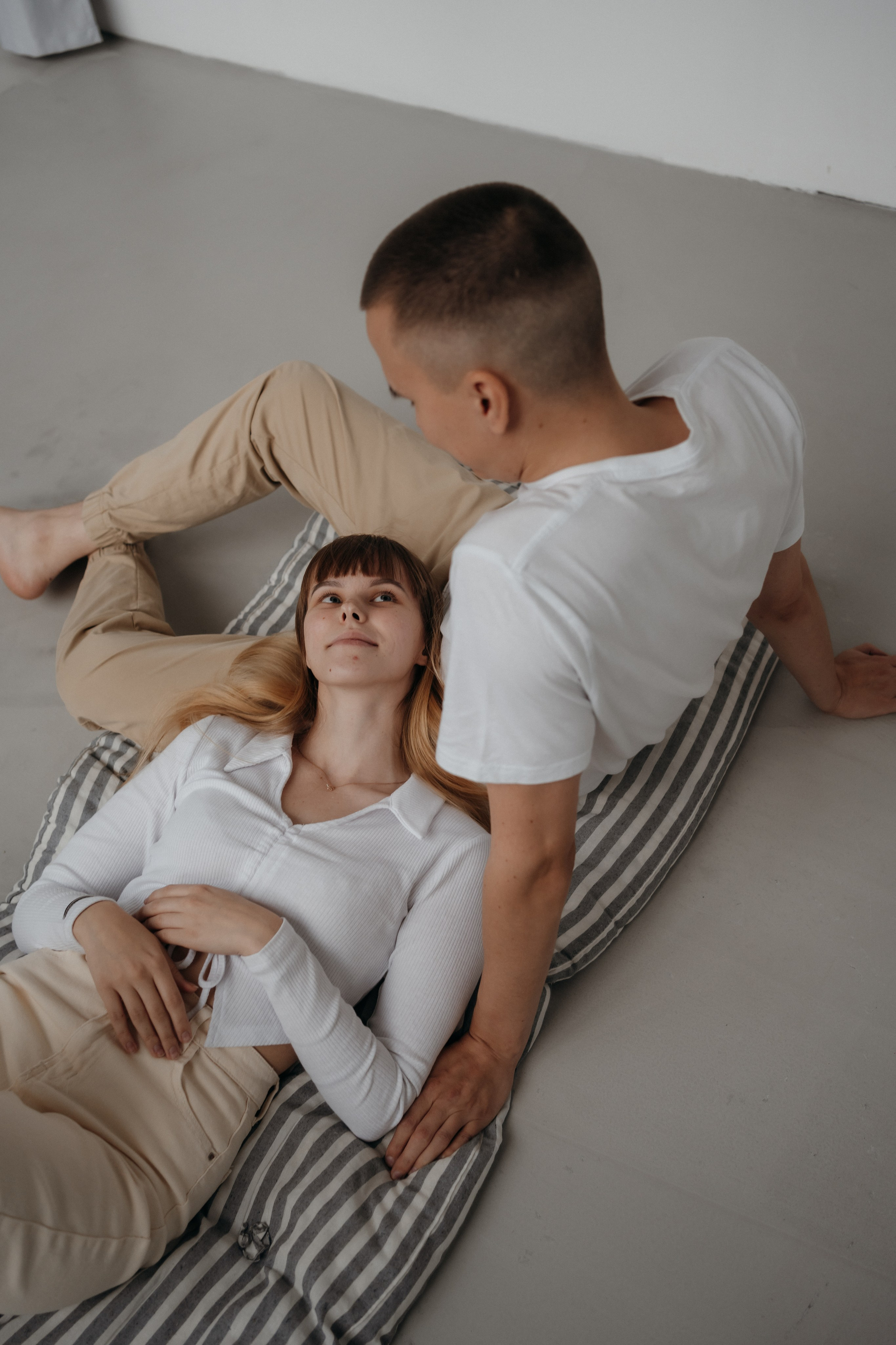 Парная фотосессия в студии в Архангельске. Портретный и свадебный фотограф в Архангельске Елизавета Стрекаловская