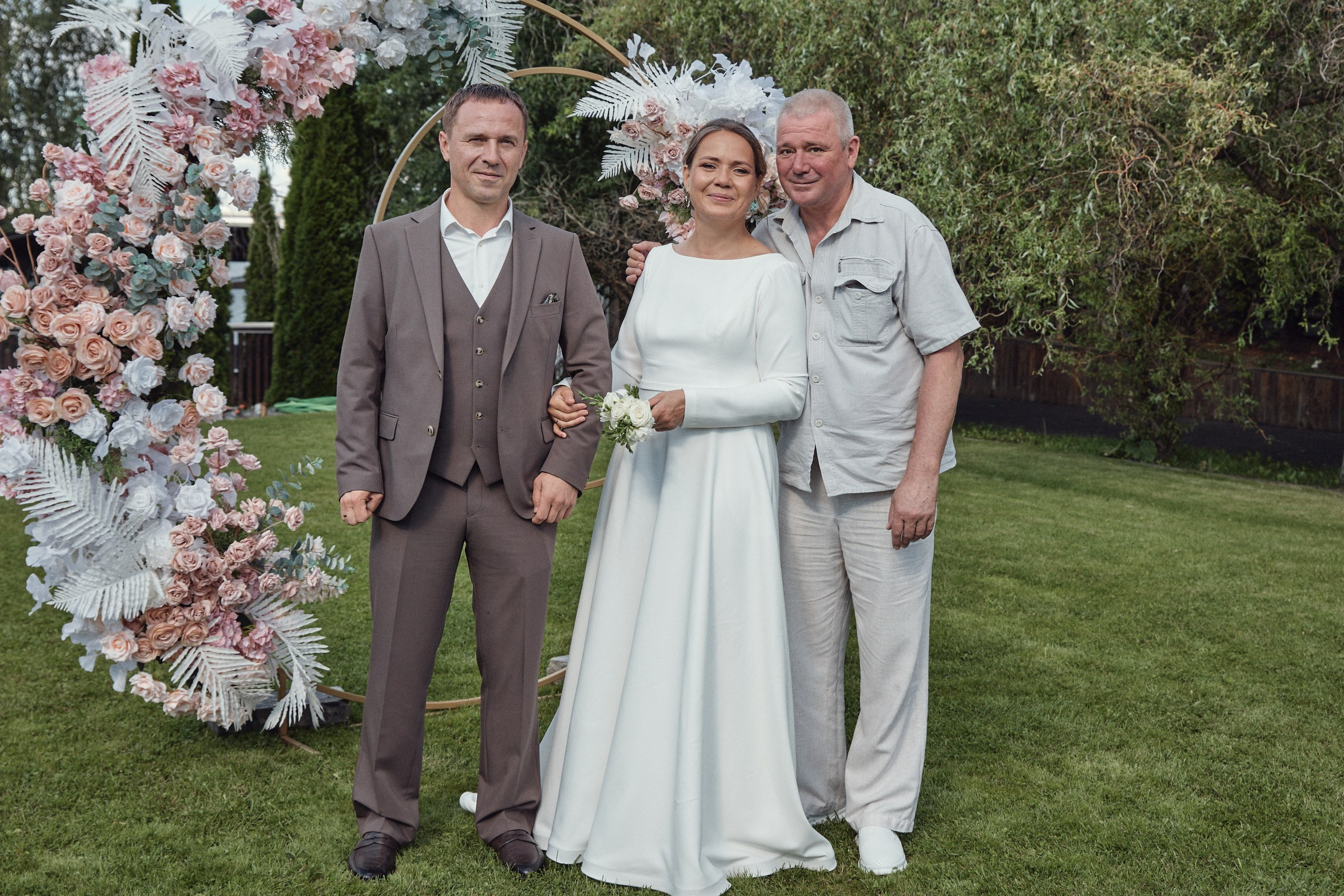 Счастье здесь. Свадебный фотограф Антон Артюшин. Работаю в Нижнем Новгороде и Москве