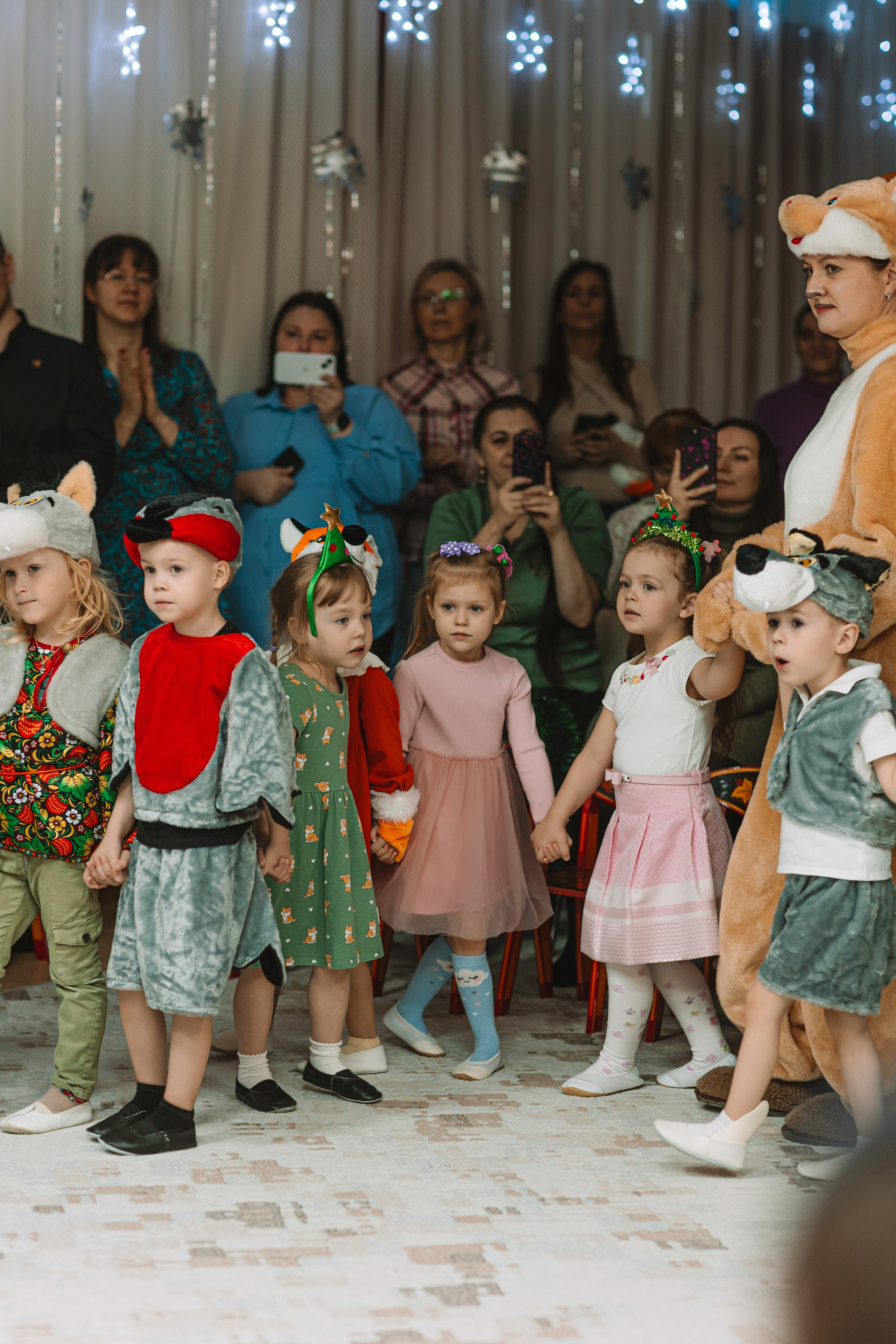 Утренник+портреты. Семейный фотограф Тюмень, фотограф на роды Салмина Мария