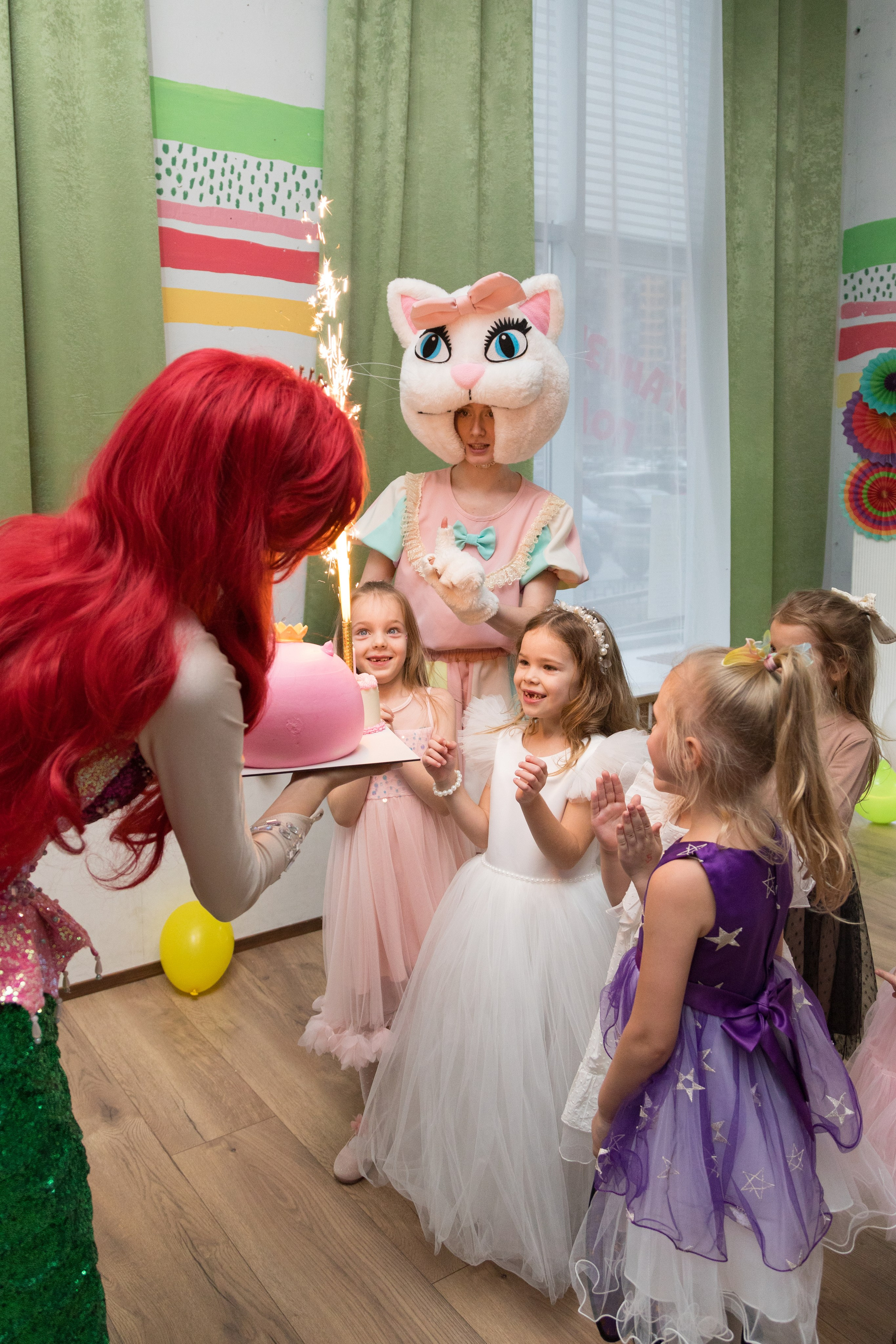 День рождения Василисы в Avocado friends, 6 лет. Детский и контент фотограф Надя Волкова Санкт-Петербург