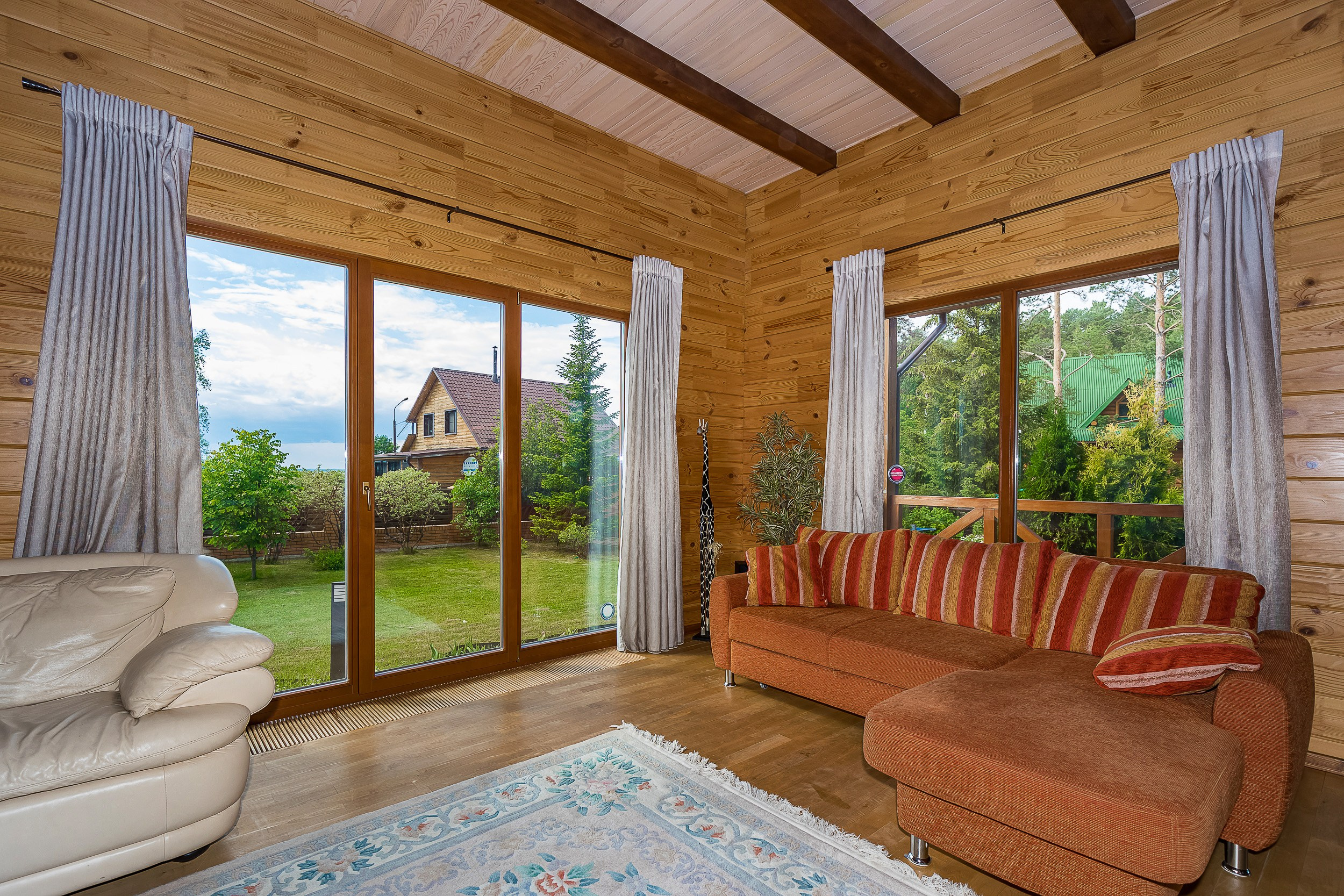 Фотосессии коттеджей. Фотосъёмка объектов недвижимости