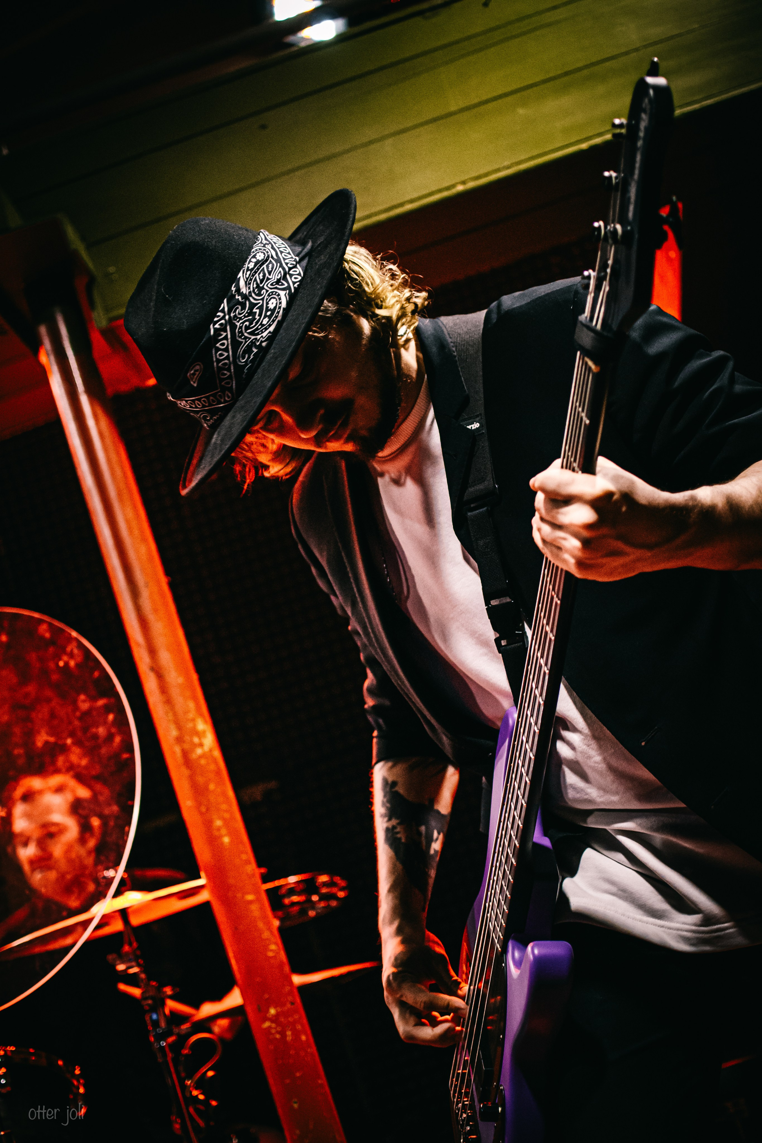 Голова Муэссы | Китайский лётчик Джао Да. Концертный репортёр Валерия Сафина