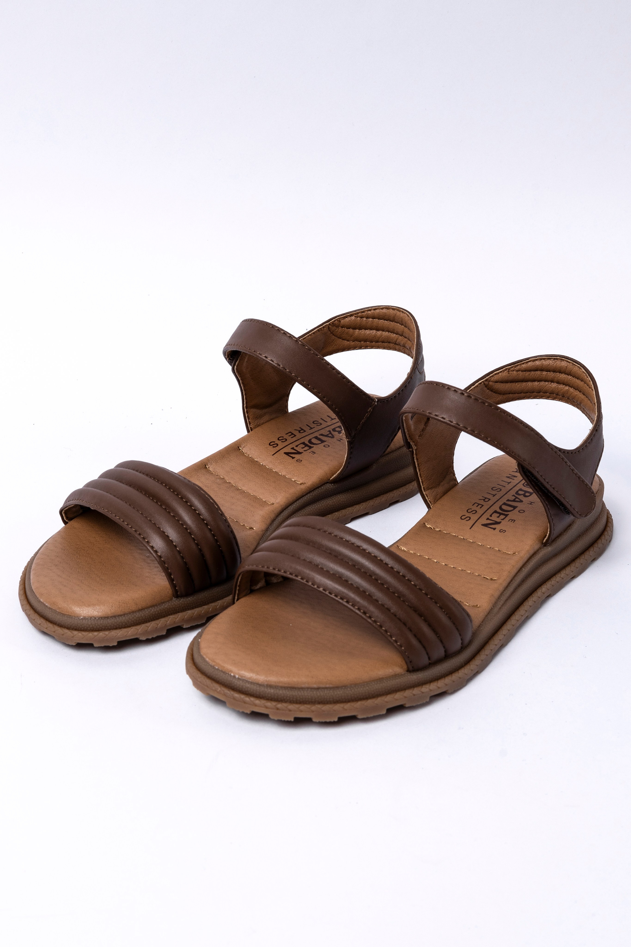 Каталожная съёмка для интернет магазинов. Автопортретная фотостудия в Казани